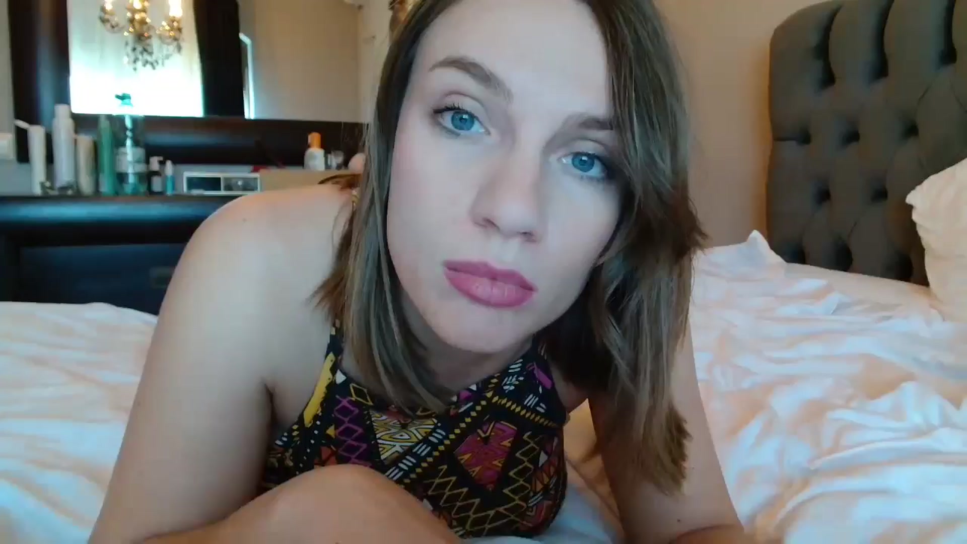 Gallery image thumbnail from ABABAB1's myfreecams stream on, 06/22/2025, 14:43 image 11 of 20