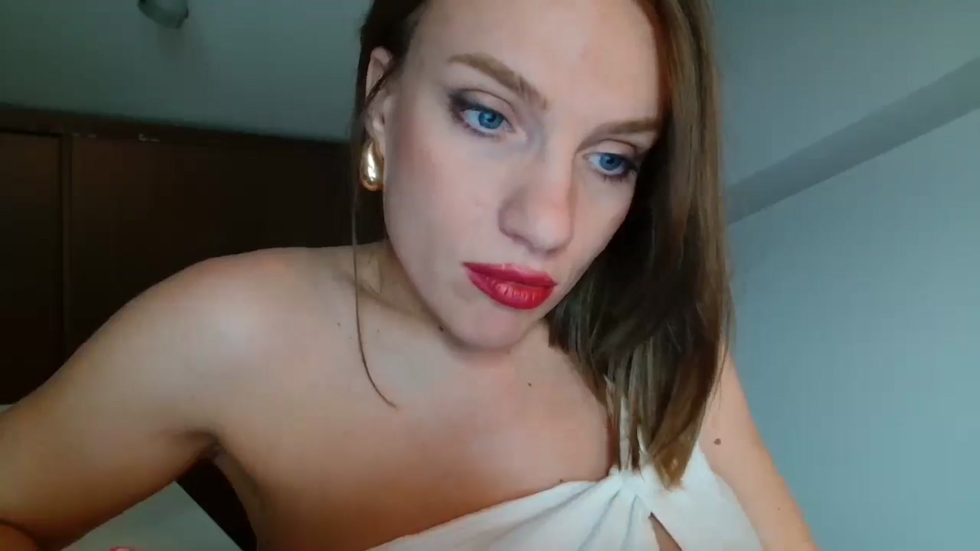 Gallery image thumbnail from ABABAB1's myfreecams stream on, 06/28/2025, 14:53 image 12 of 20