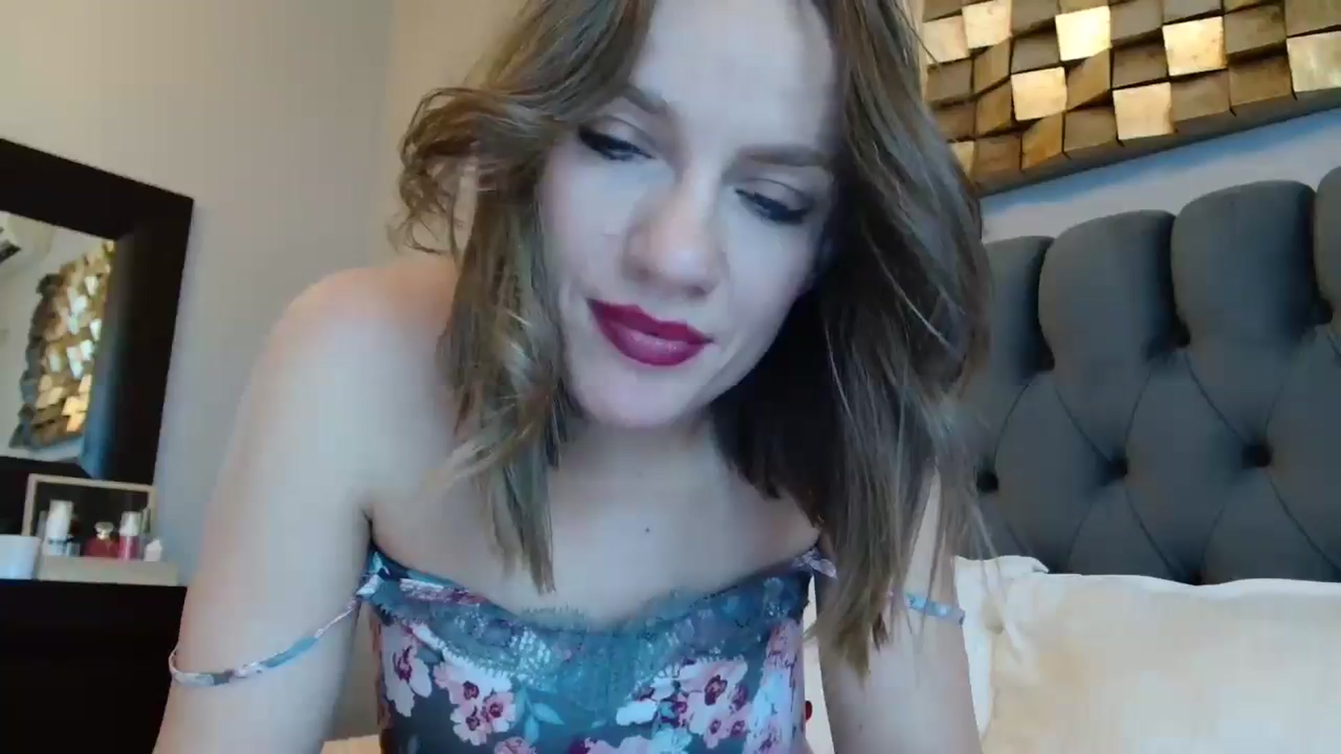 Gallery image thumbnail from ABABAB1's myfreecams stream on, 07/26/2025, 09:35 image 5 of 20