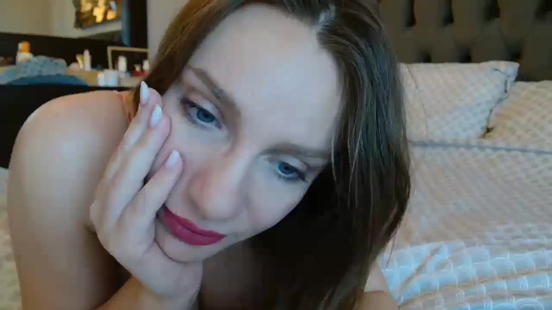 Gallery image thumbnail from ABABAB1's myfreecams stream on, 07/27/2025, 10:13 image 6 of 20