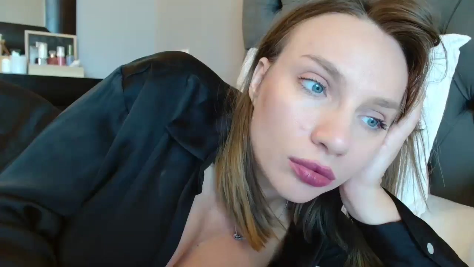Gallery image thumbnail from ABABAB1's myfreecams stream on, 09/07/2025, 12:06 image 1 of 20