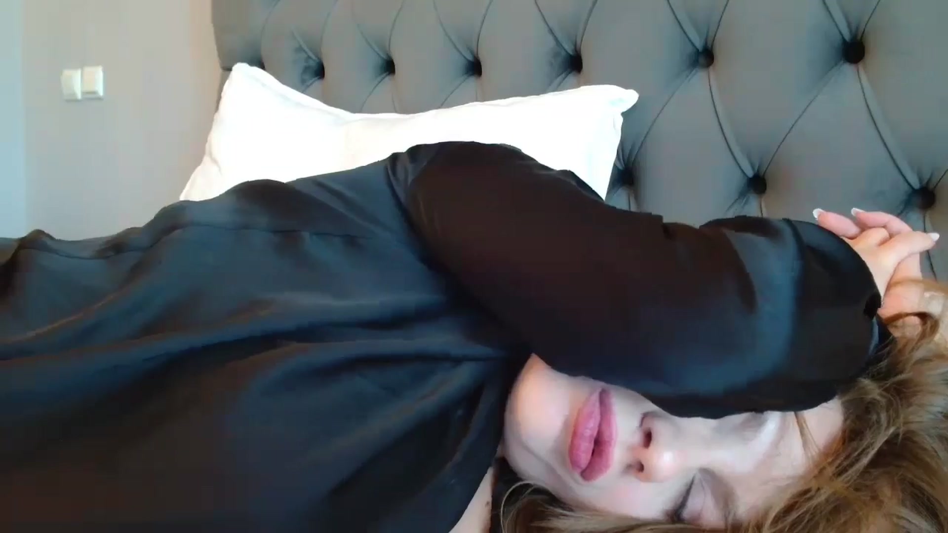 Gallery image thumbnail from ABABAB1's myfreecams stream on, 09/07/2025, 12:06 image 9 of 20