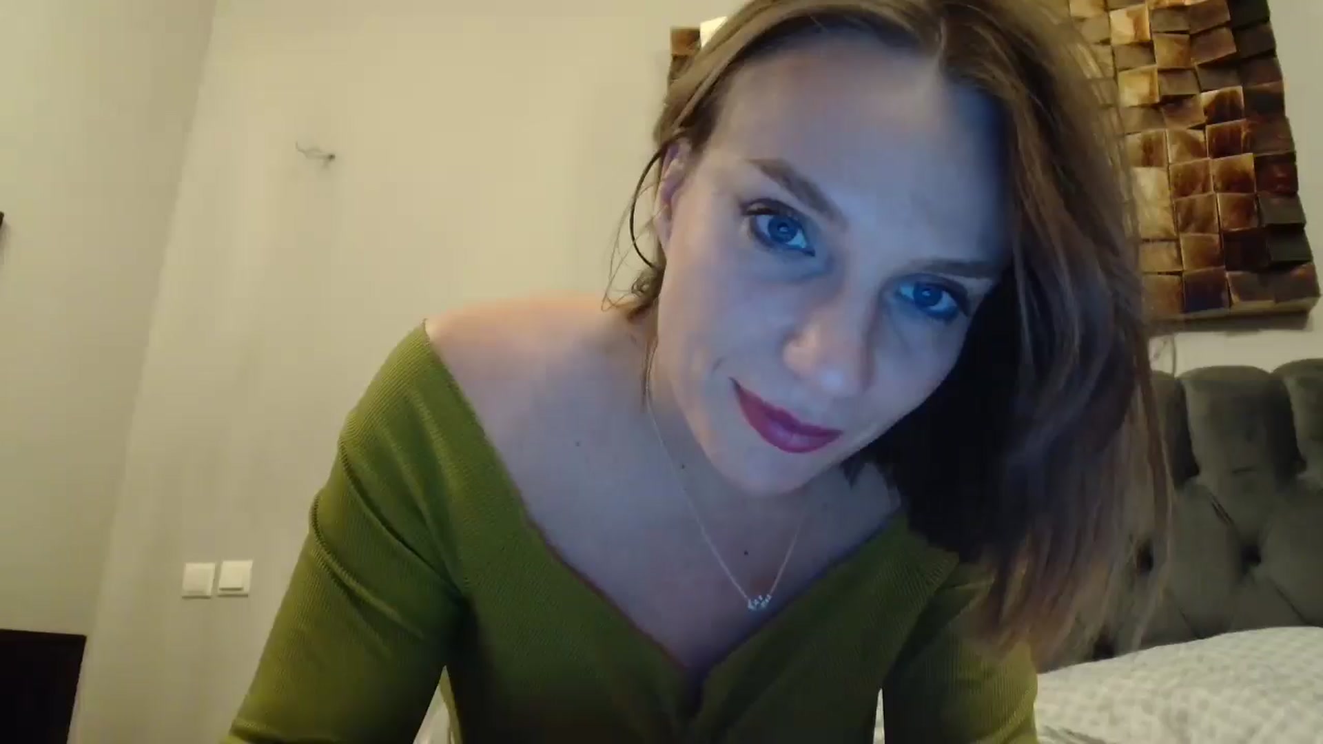 Gallery image thumbnail from ABABAB1's myfreecams stream on, 09/26/2025, 17:51 image 14 of 20