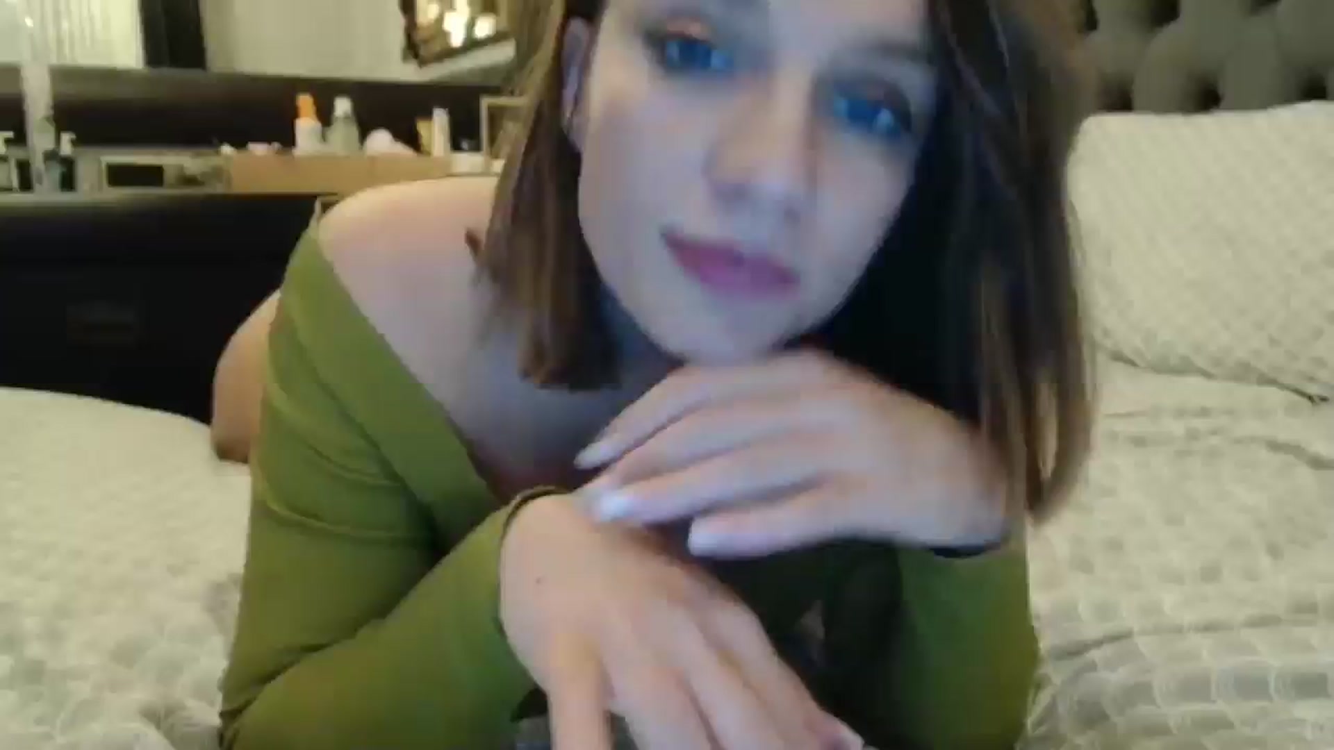 Gallery image thumbnail from ABABAB1's myfreecams stream on, 09/26/2025, 18:32 image 1 of 20