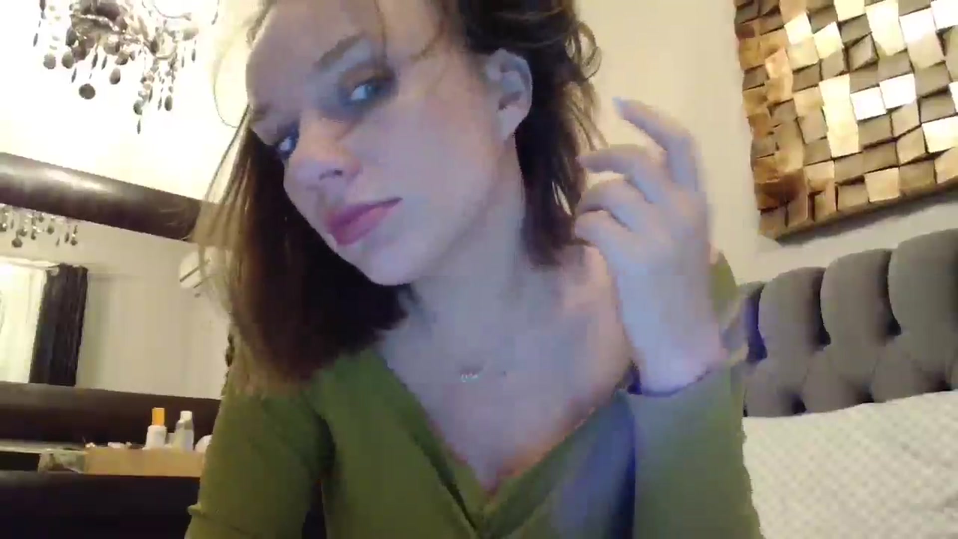 Gallery image thumbnail from ABABAB1's myfreecams stream on, 09/26/2025, 18:32 image 8 of 20