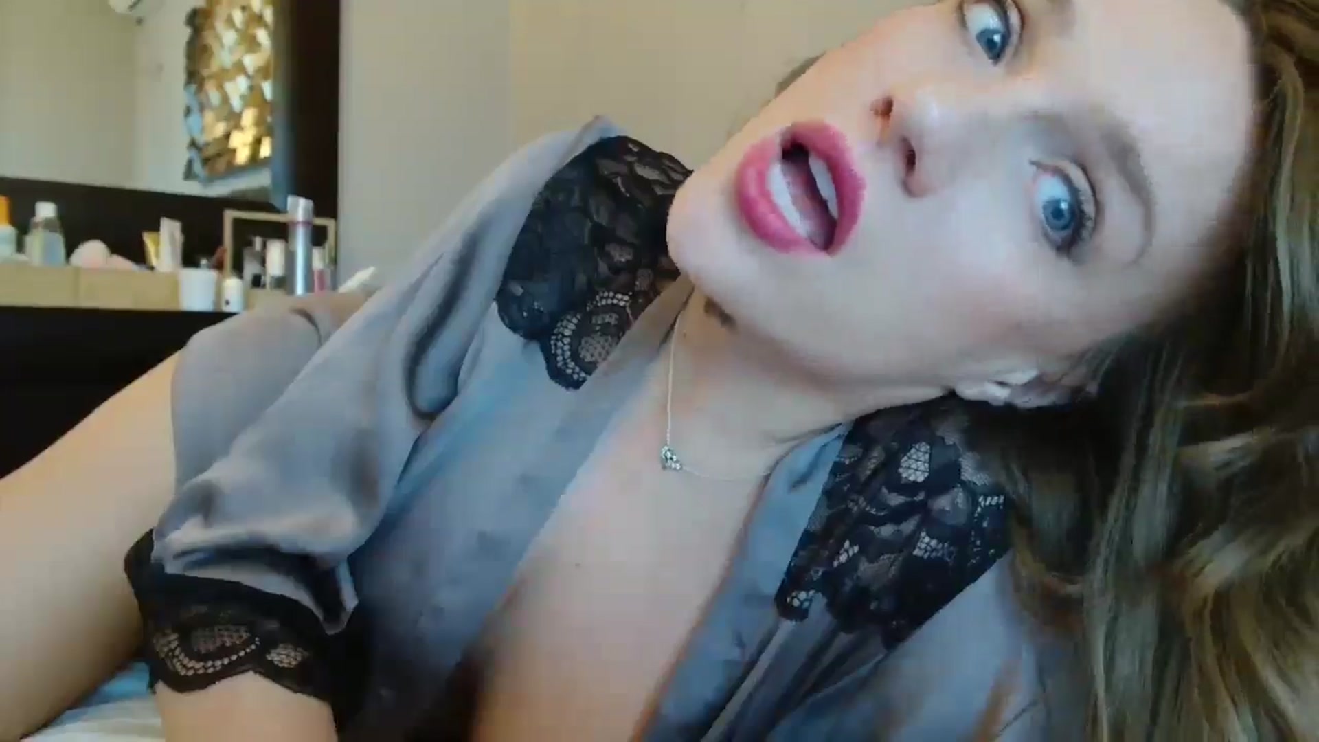 Gallery image thumbnail from ABABAB1's myfreecams stream on, 09/27/2025, 07:18 image 15 of 20