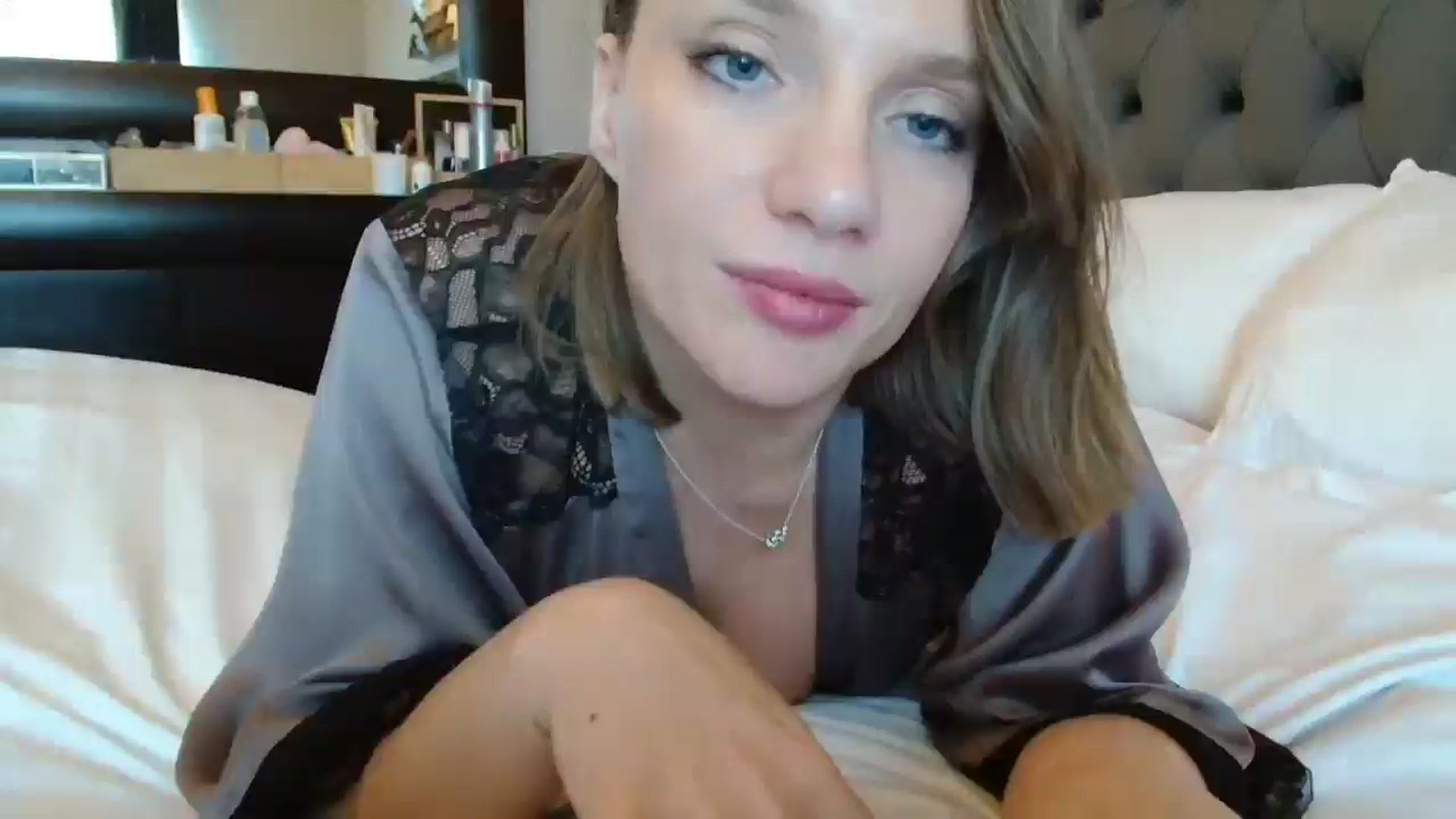 Gallery image thumbnail from ABABAB1's myfreecams stream on, 09/27/2025, 13:25 image 1 of 20