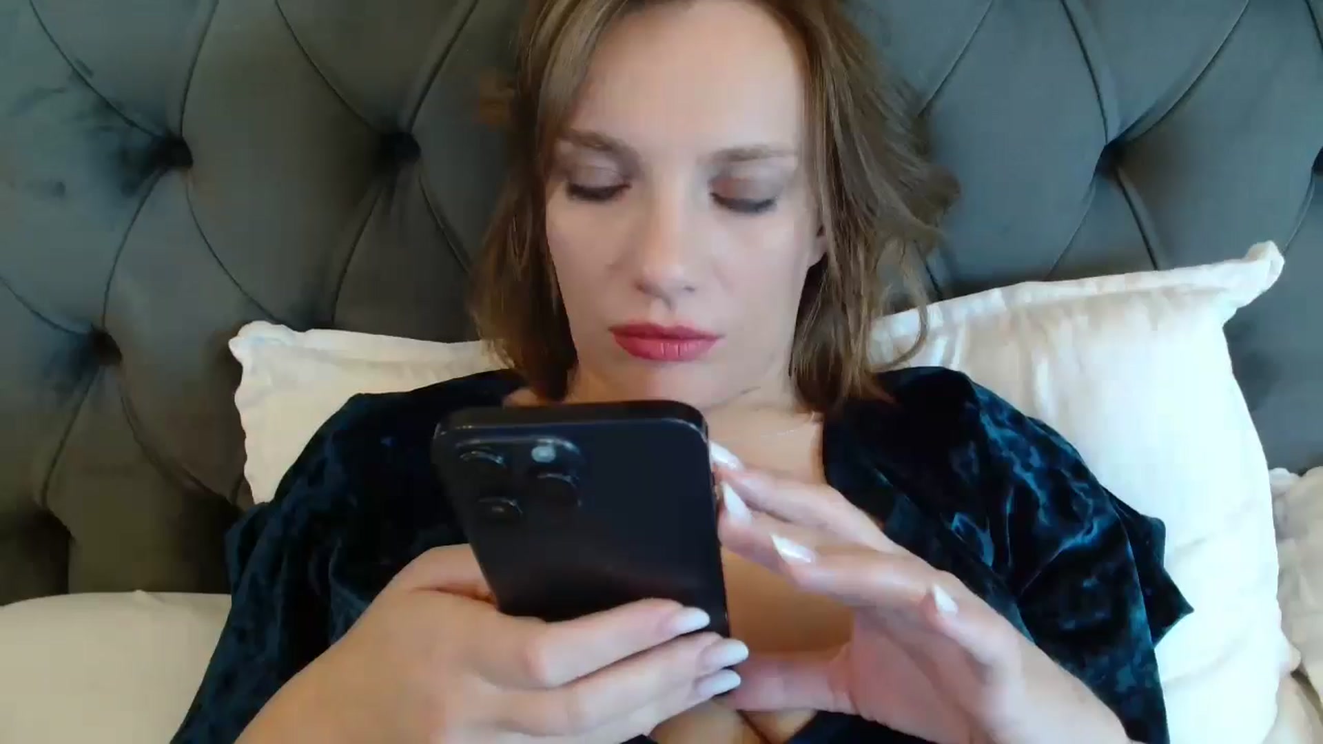 Gallery image thumbnail from ABABAB1's myfreecams stream on, 09/28/2025, 08:58 image 18 of 20