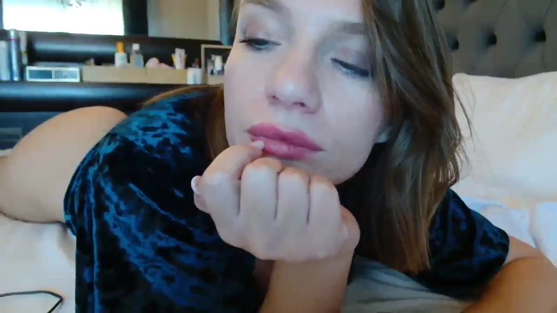 Gallery image thumbnail from ABABAB1's myfreecams stream on, 09/28/2025, 09:32 image 15 of 20