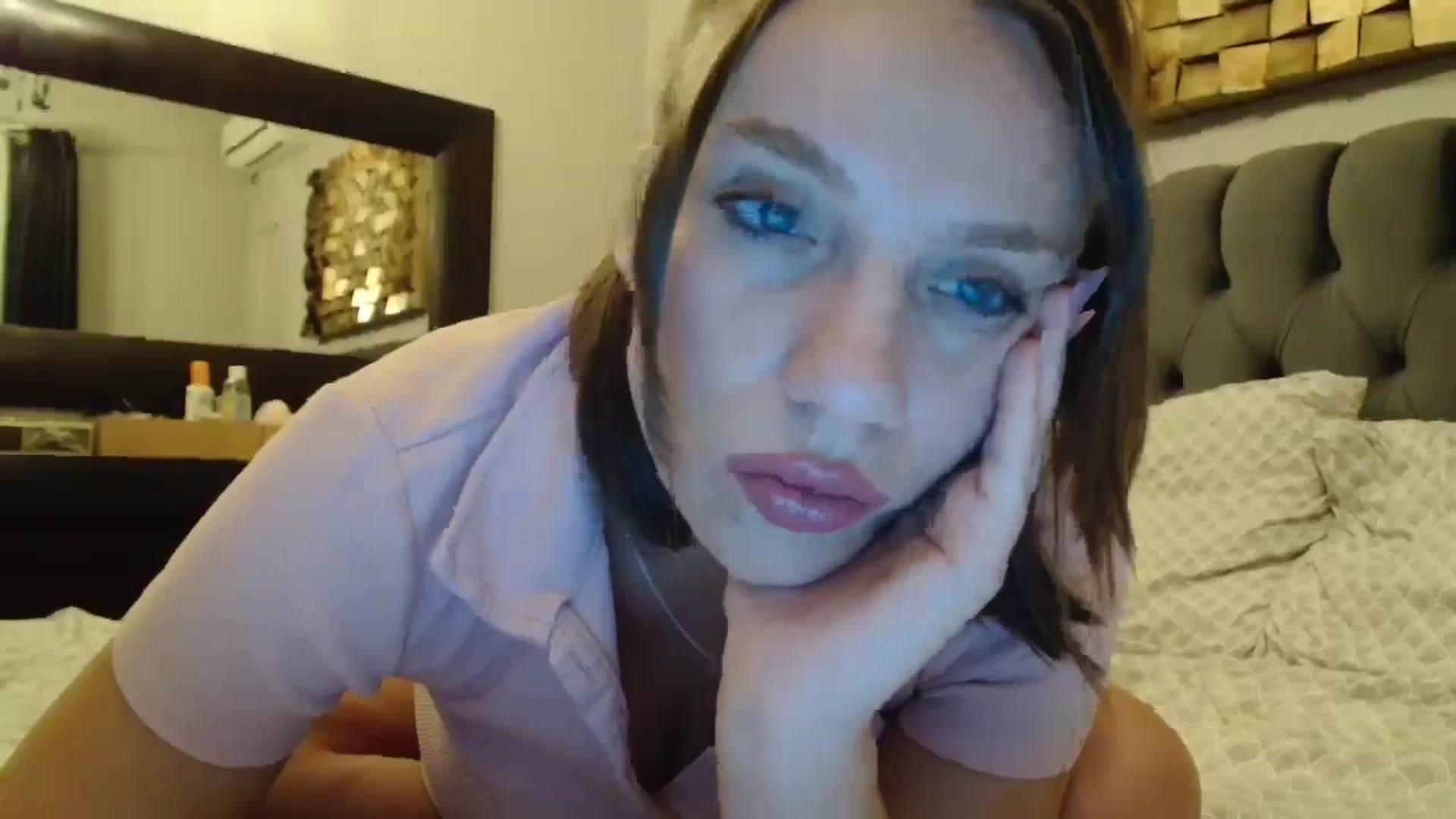 Gallery image thumbnail from ABABAB1's myfreecams stream on, 10/05/2025, 18:21 image 14 of 20