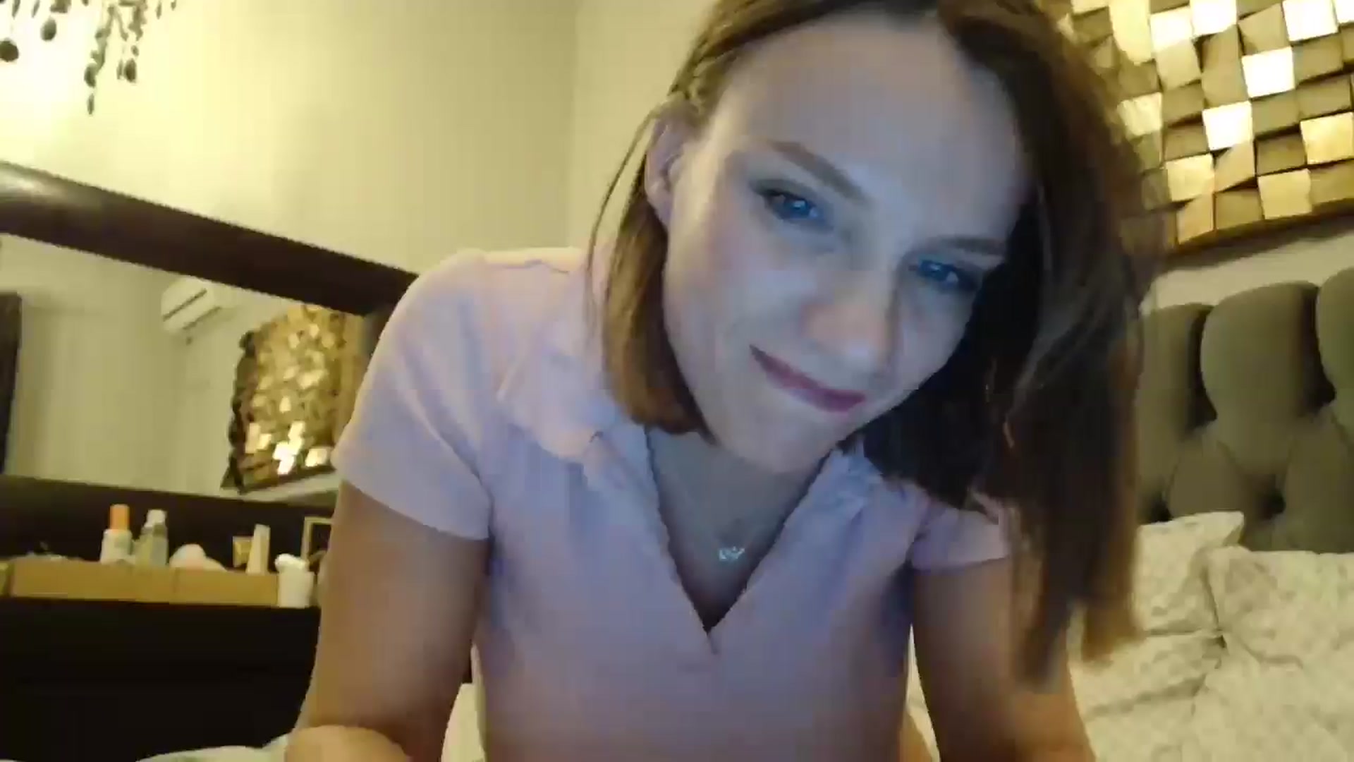 Gallery image thumbnail from ABABAB1's myfreecams stream on, 10/05/2025, 19:46 image 17 of 20