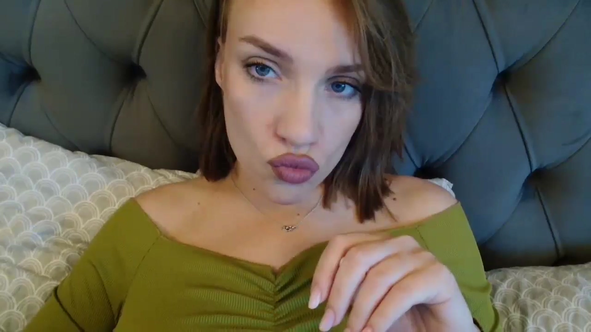 Gallery image thumbnail from ABABAB1's myfreecams stream on, 10/11/2025, 07:16 image 18 of 20