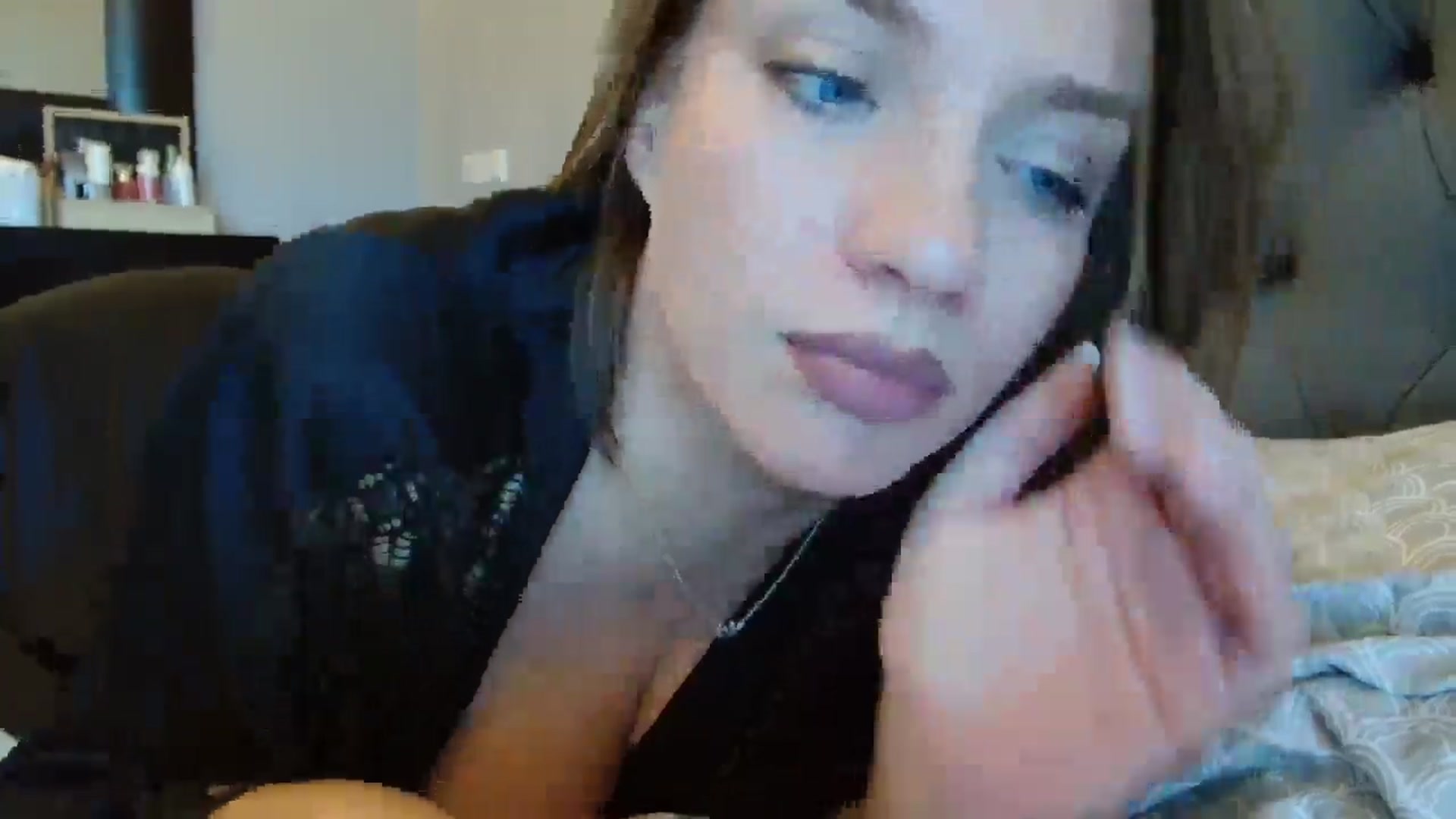 Gallery image thumbnail from ABABAB1's myfreecams stream on, 10/11/2025, 09:39 image 2 of 20