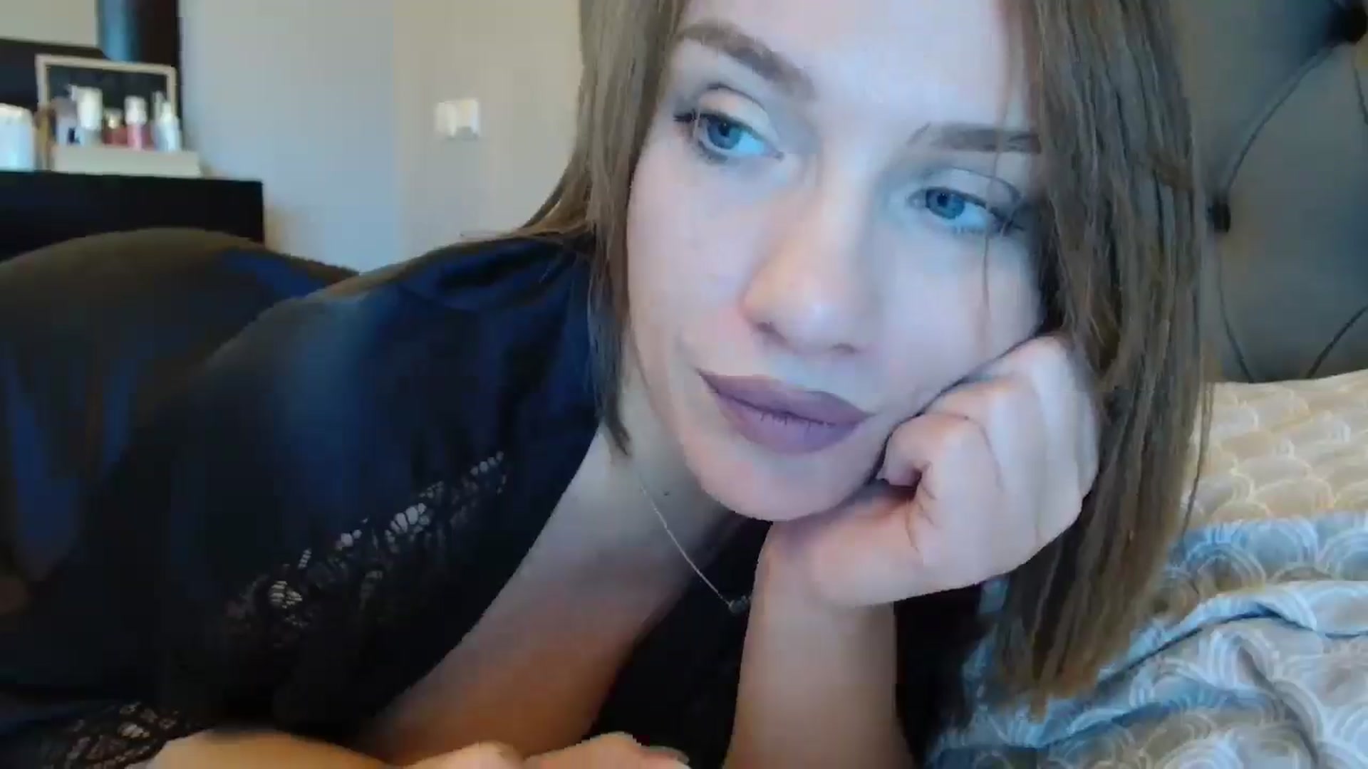 Gallery image thumbnail from ABABAB1's myfreecams stream on, 10/11/2025, 09:39 image 9 of 20