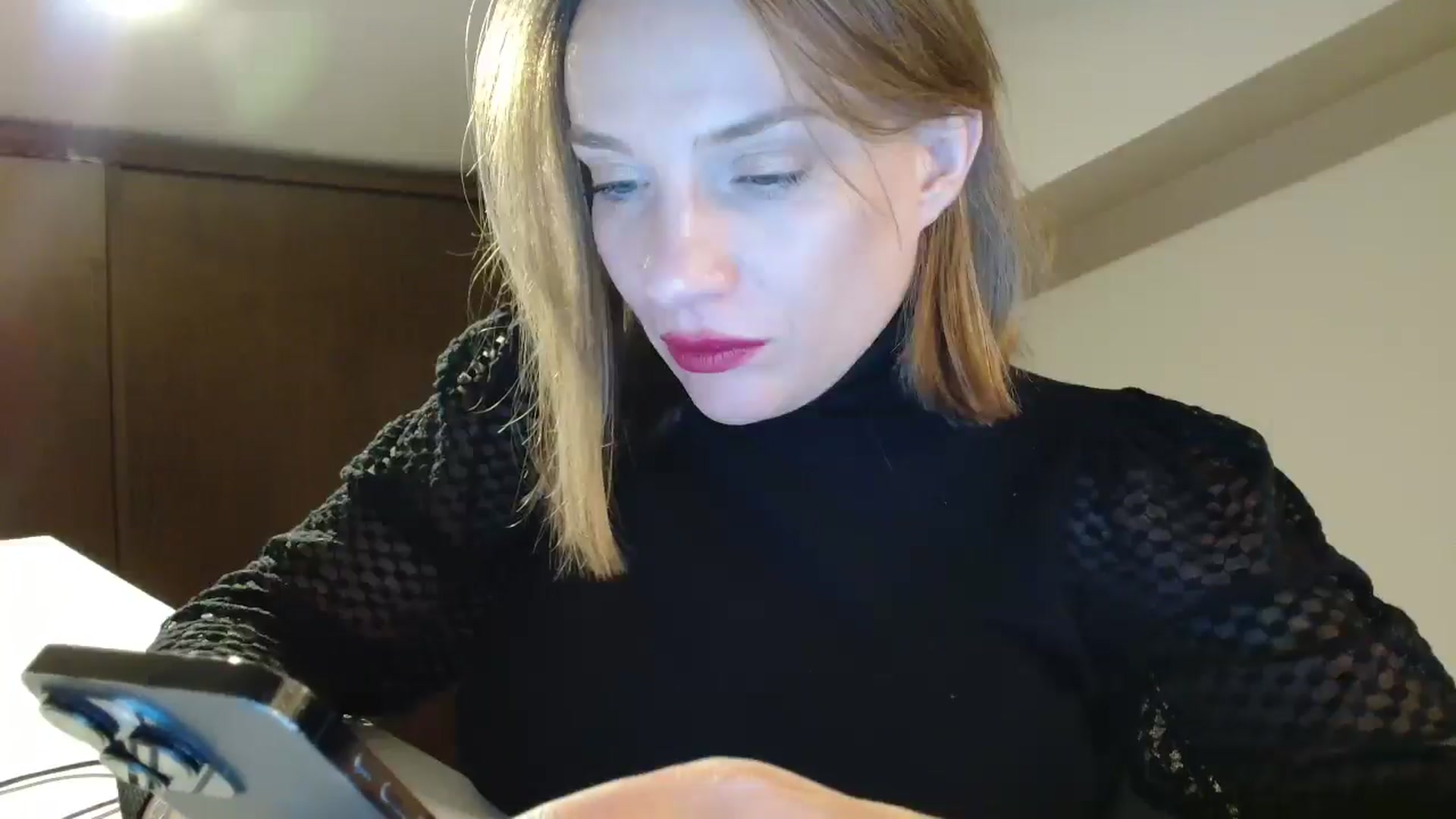 Gallery image thumbnail from ABABAB1's myfreecams stream on, 10/15/2025, 15:52 image 9 of 20