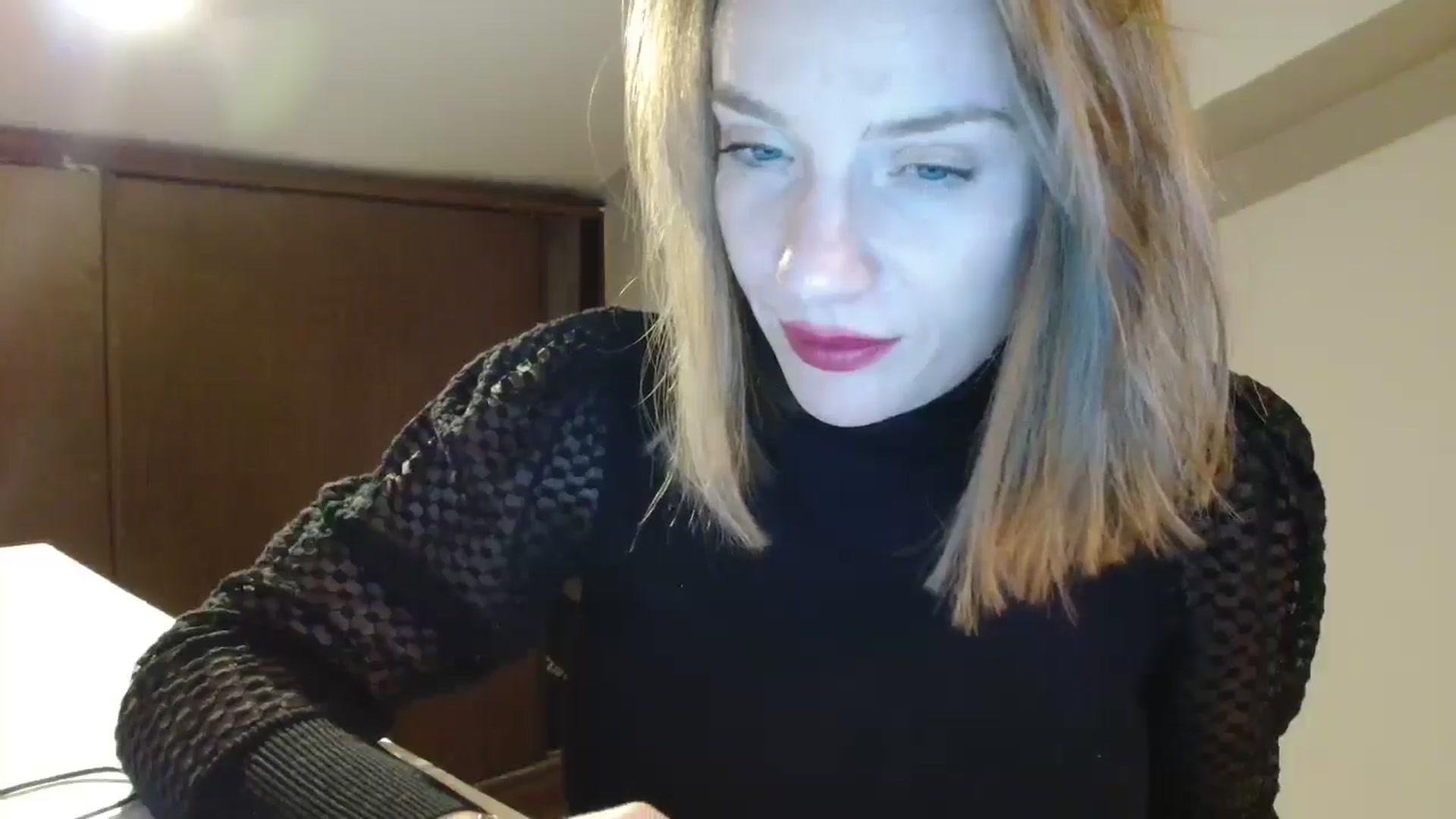 Gallery image thumbnail from ABABAB1's myfreecams stream on, 10/15/2025, 15:52 image 4 of 20