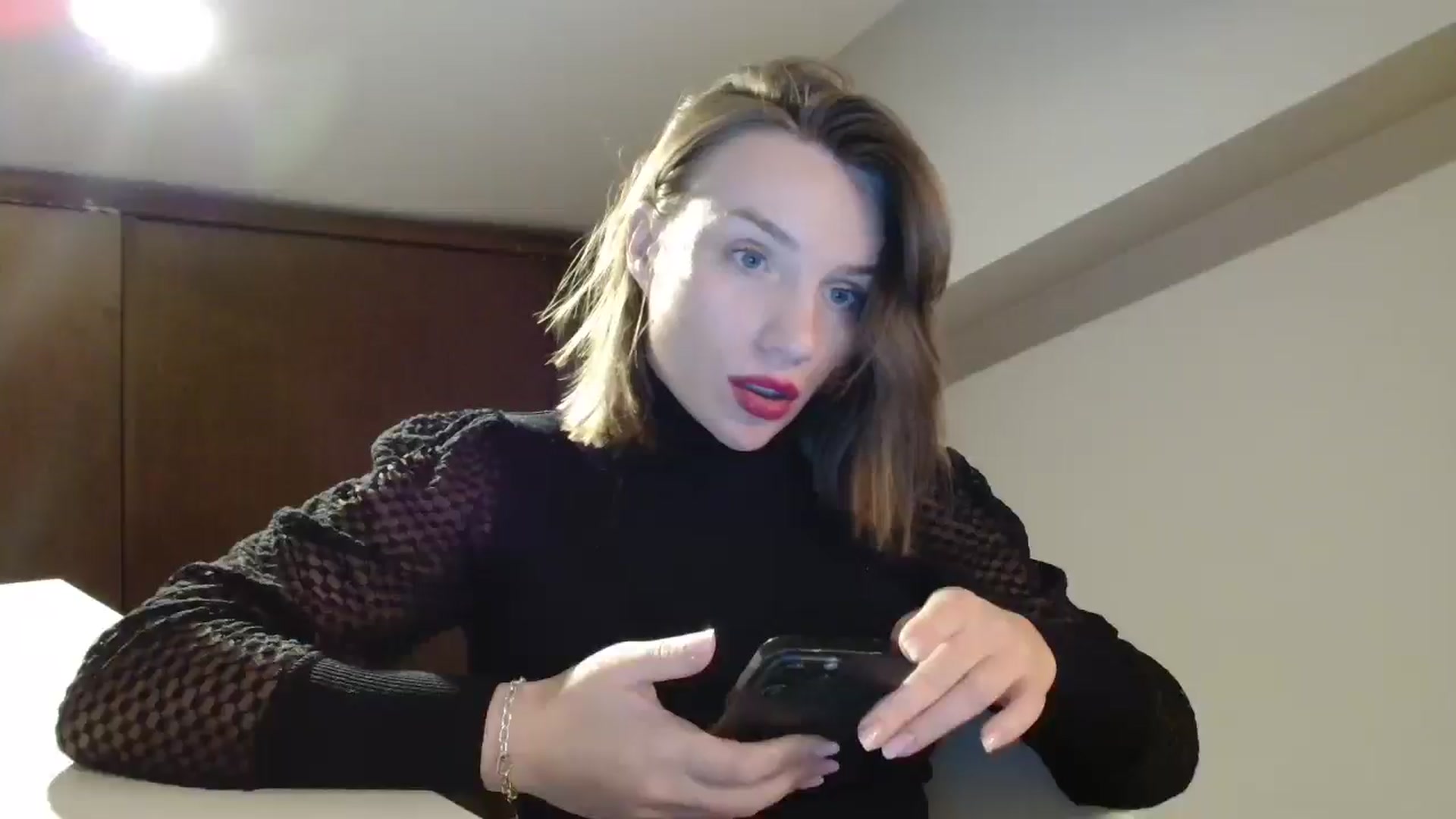 Gallery image thumbnail from ABABAB1's myfreecams stream on, 10/15/2025, 15:52 image 17 of 20