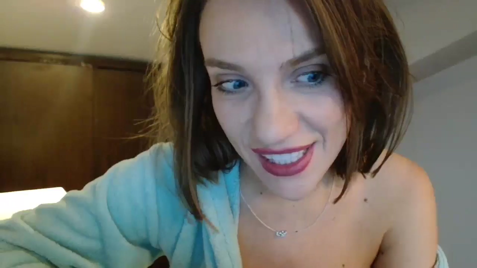 Gallery image thumbnail from ABABAB1's myfreecams stream on, 10/18/2025, 14:21 image 14 of 20