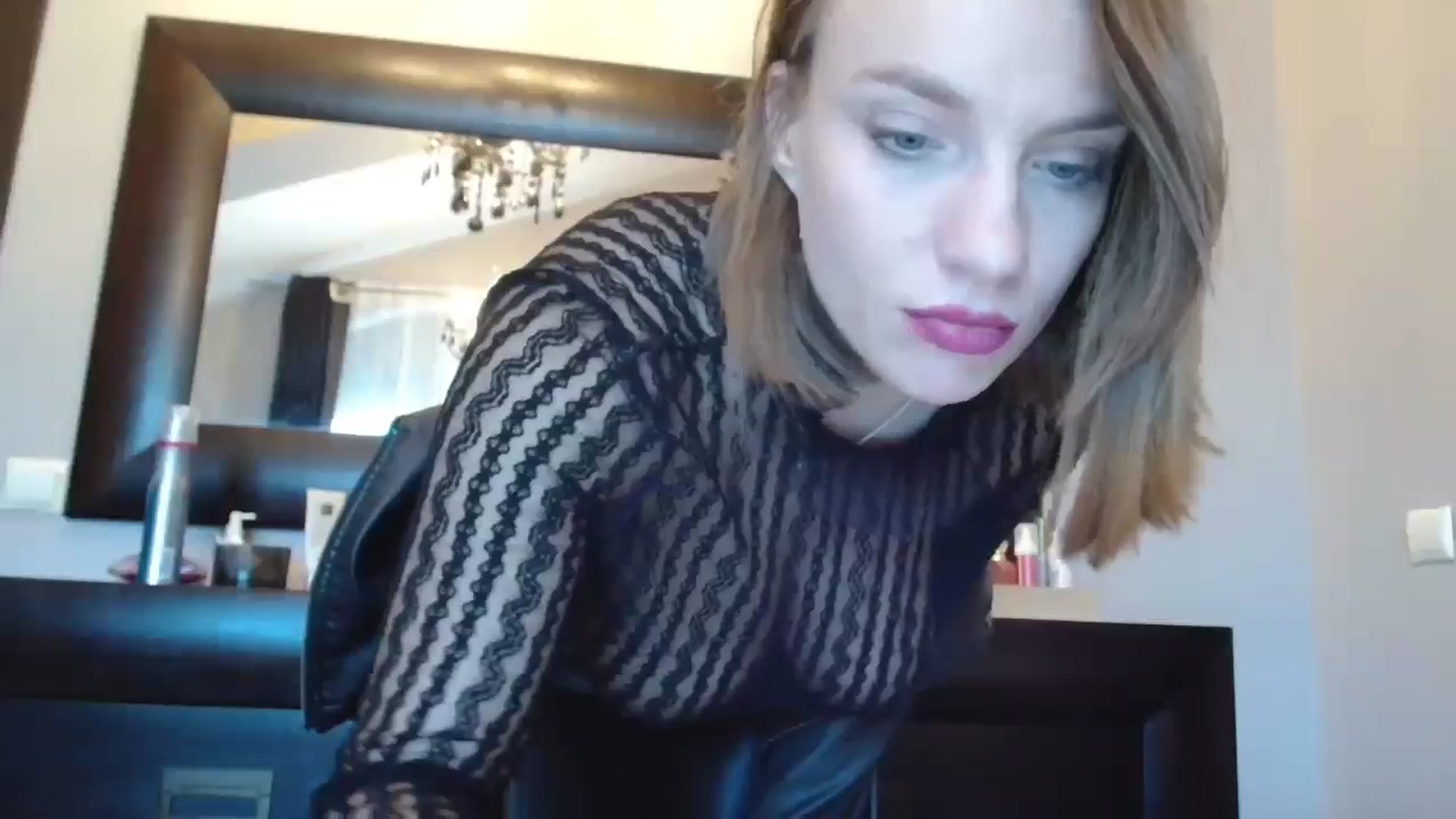 Gallery image thumbnail from ABABAB1's myfreecams stream on, 10/19/2025, 15:12 image 10 of 20