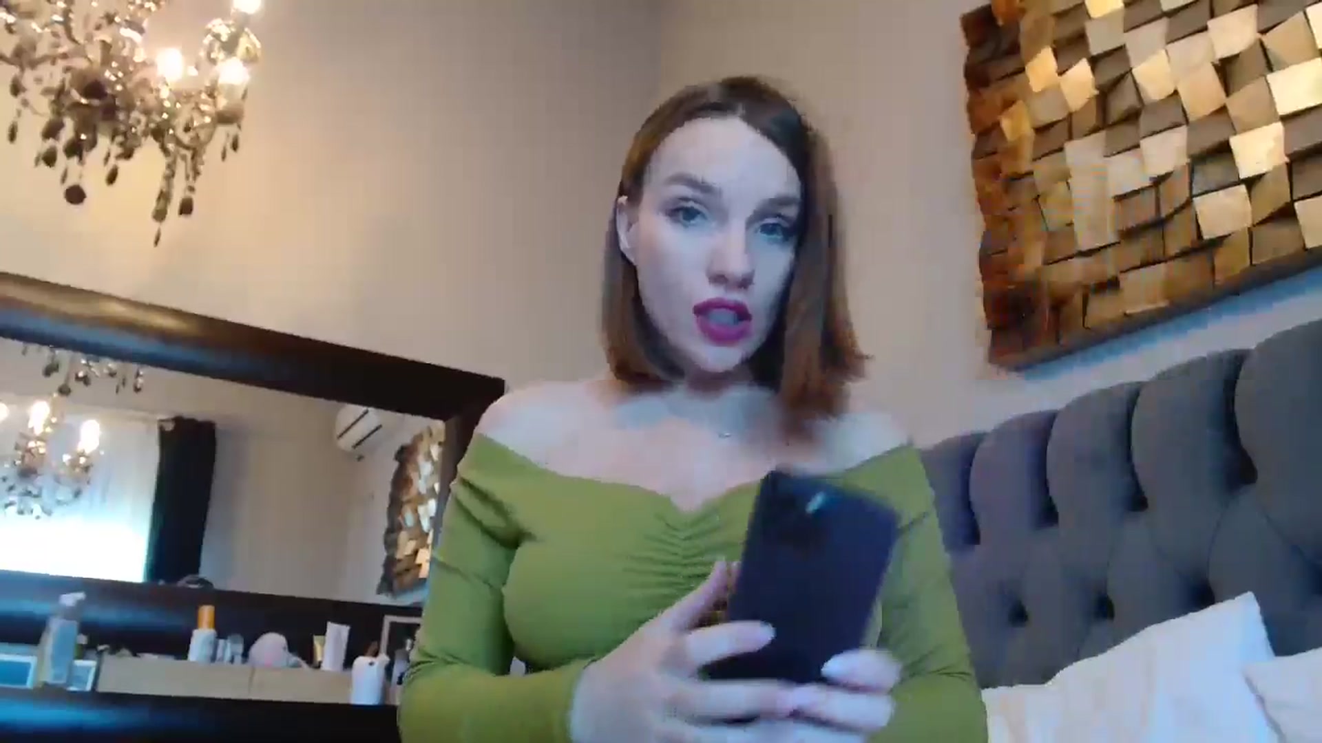 Gallery image thumbnail from ABABAB1's myfreecams stream on, 10/19/2025, 15:12 image 2 of 20