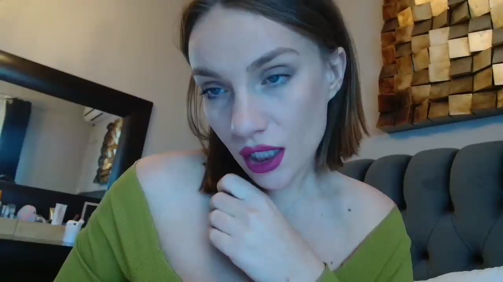Gallery image thumbnail from ABABAB1's myfreecams stream on, 10/19/2025, 15:12 image 1 of 20