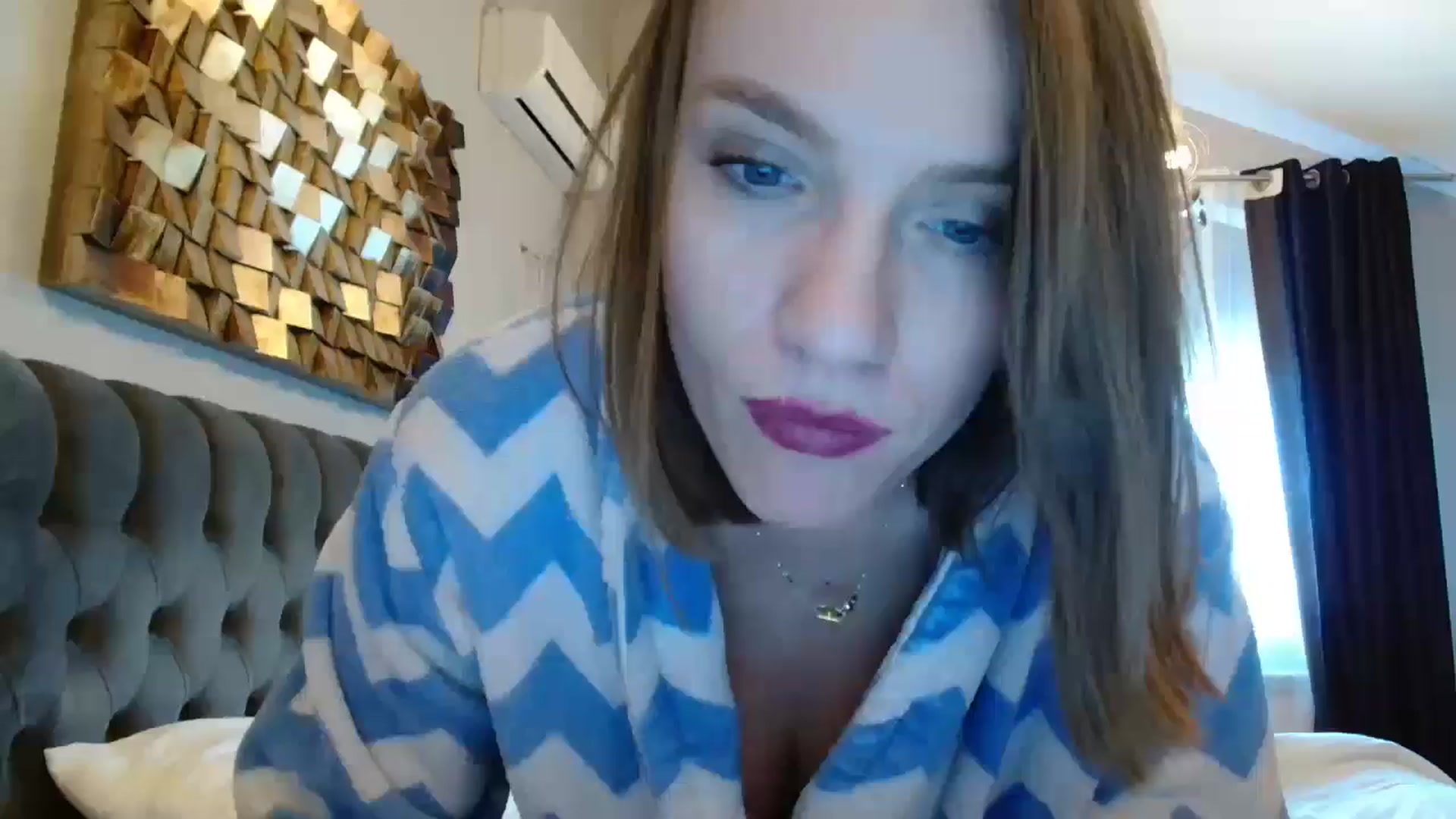 Gallery image thumbnail from ABABAB1's myfreecams stream on, 10/25/2025, 11:31 image 13 of 20