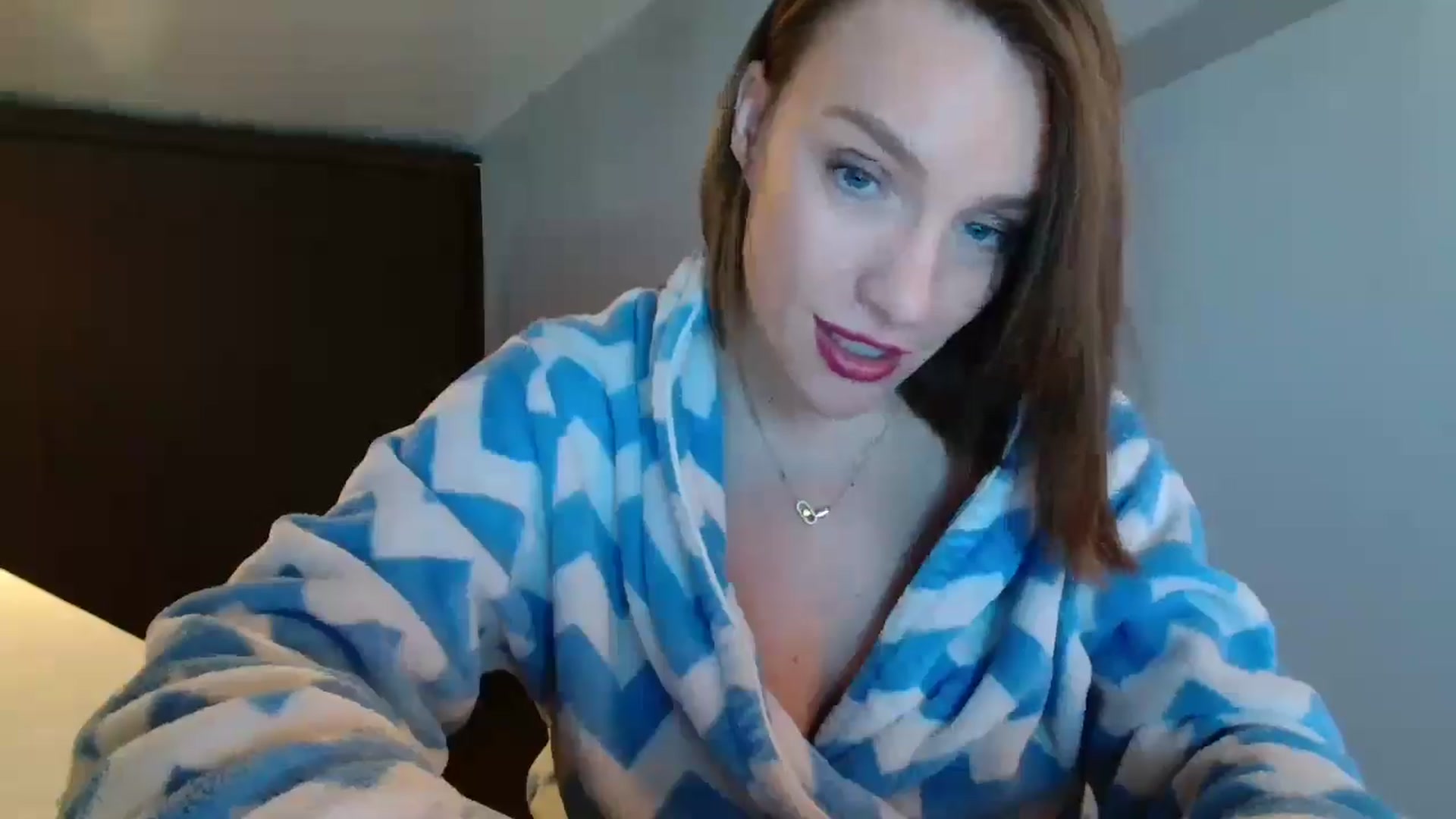 Gallery image thumbnail from ABABAB1's myfreecams stream on, 10/25/2025, 11:31 image 4 of 20