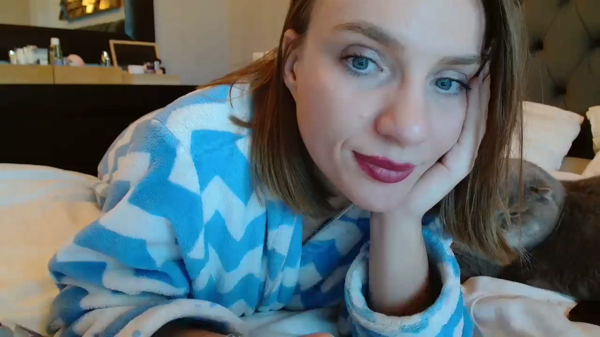 Gallery image thumbnail from ABABAB1's myfreecams stream on, 10/25/2025, 11:31 image 15 of 20