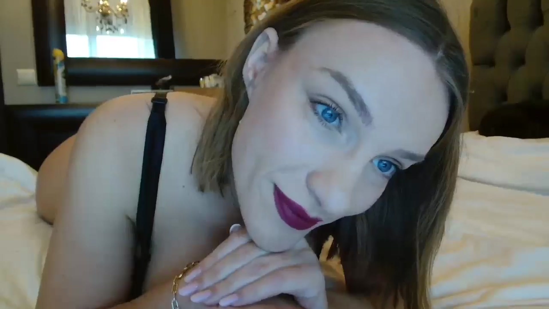 Gallery image thumbnail from ABABAB1's myfreecams stream on, 10/26/2025, 07:54 image 15 of 20