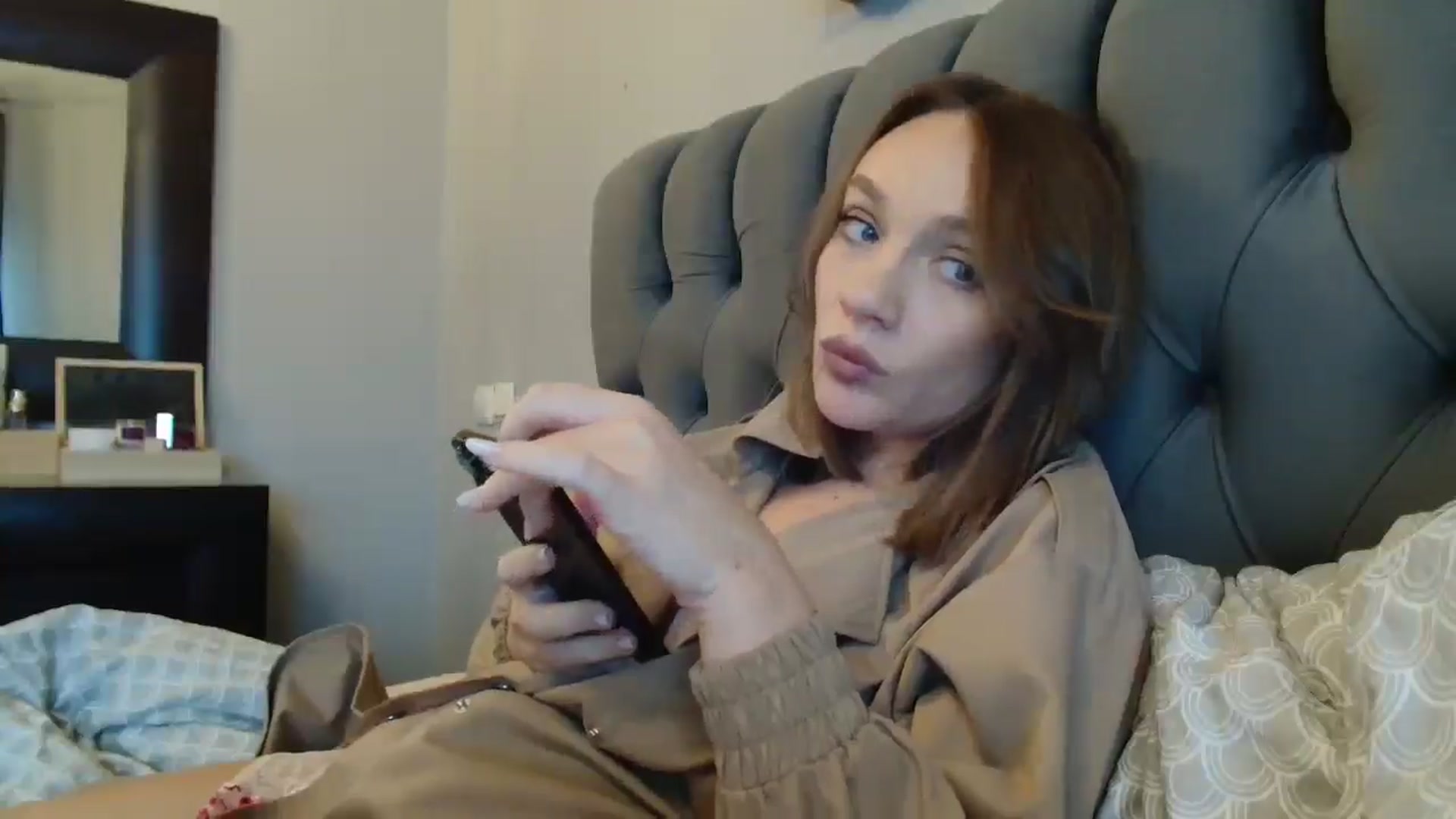 Gallery image thumbnail from ABABAB1's myfreecams stream on, 11/14/2025, 10:05 image 19 of 20