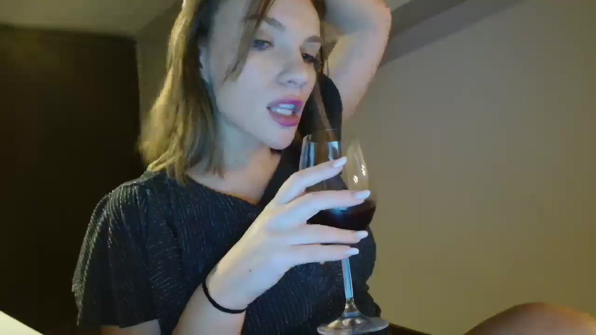 Gallery image thumbnail from ABABAB1's myfreecams stream on, 11/15/2025, 17:13 image 19 of 20