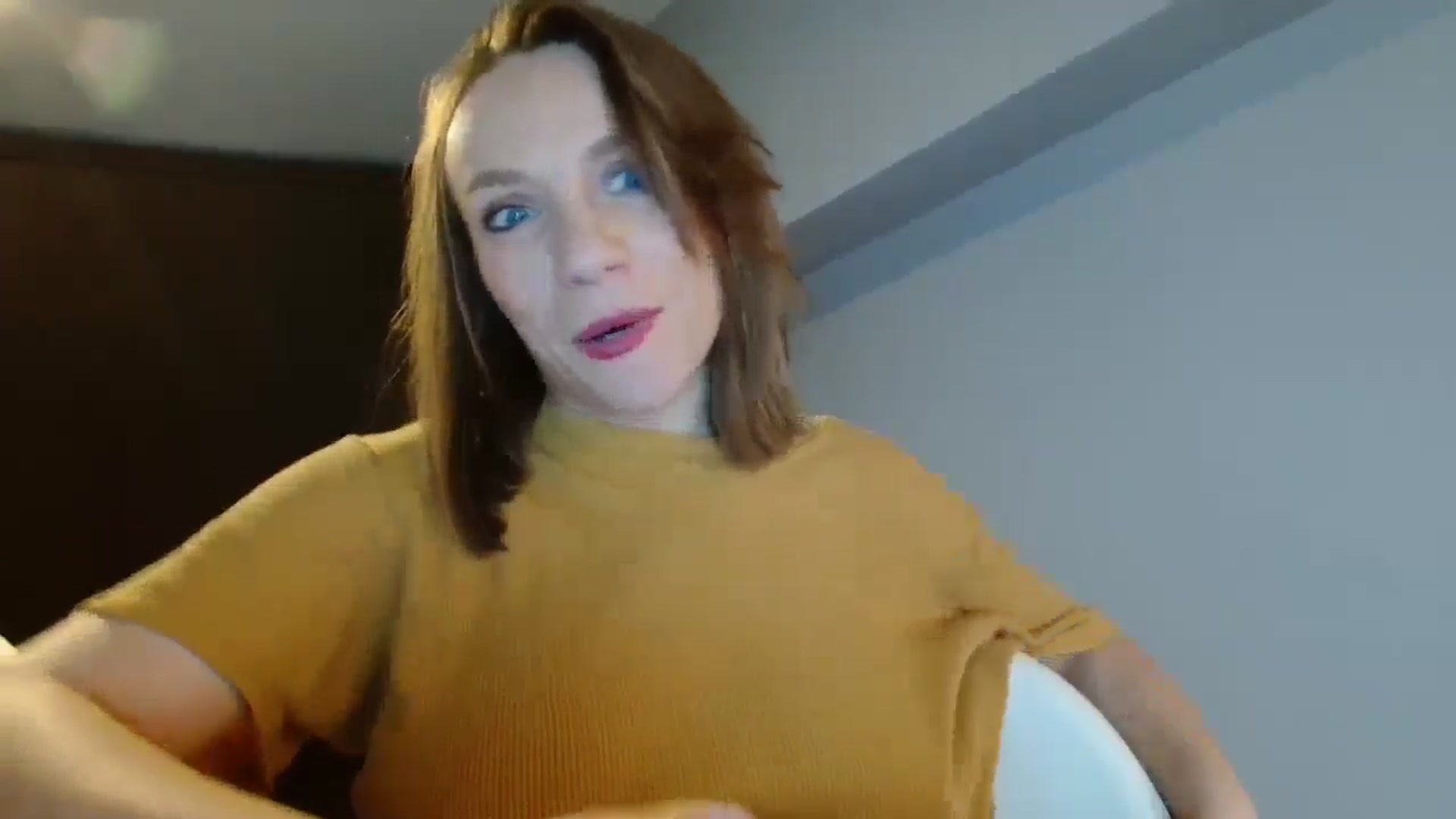 Gallery image thumbnail from ABABAB1's myfreecams stream on, 11/21/2025, 08:38 image 14 of 20