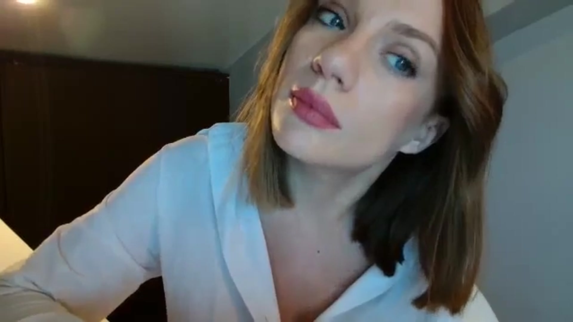 Gallery image thumbnail from ABABAB1's myfreecams stream on, 11/22/2025, 11:08 image 13 of 20