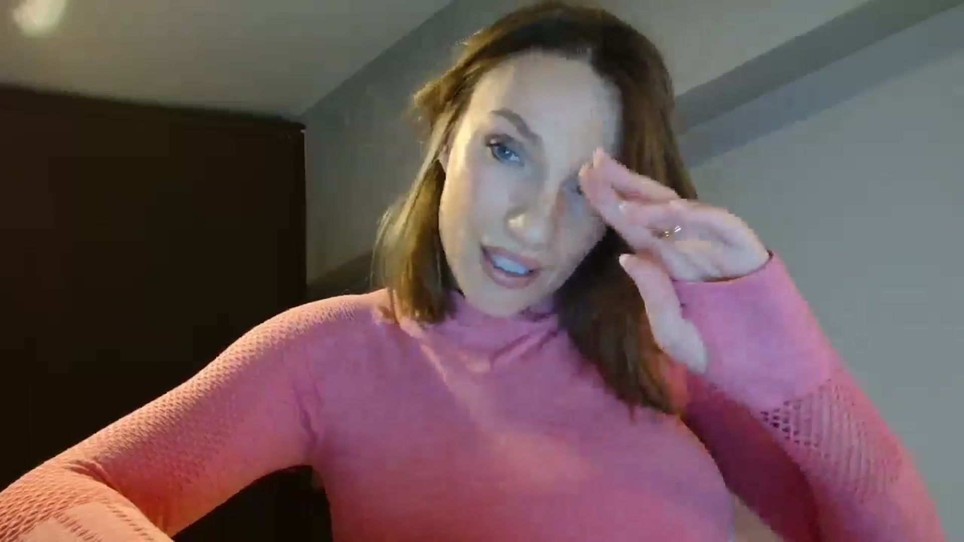 Gallery image thumbnail from ABABAB1's myfreecams stream on, 11/23/2025, 11:22 image 4 of 20