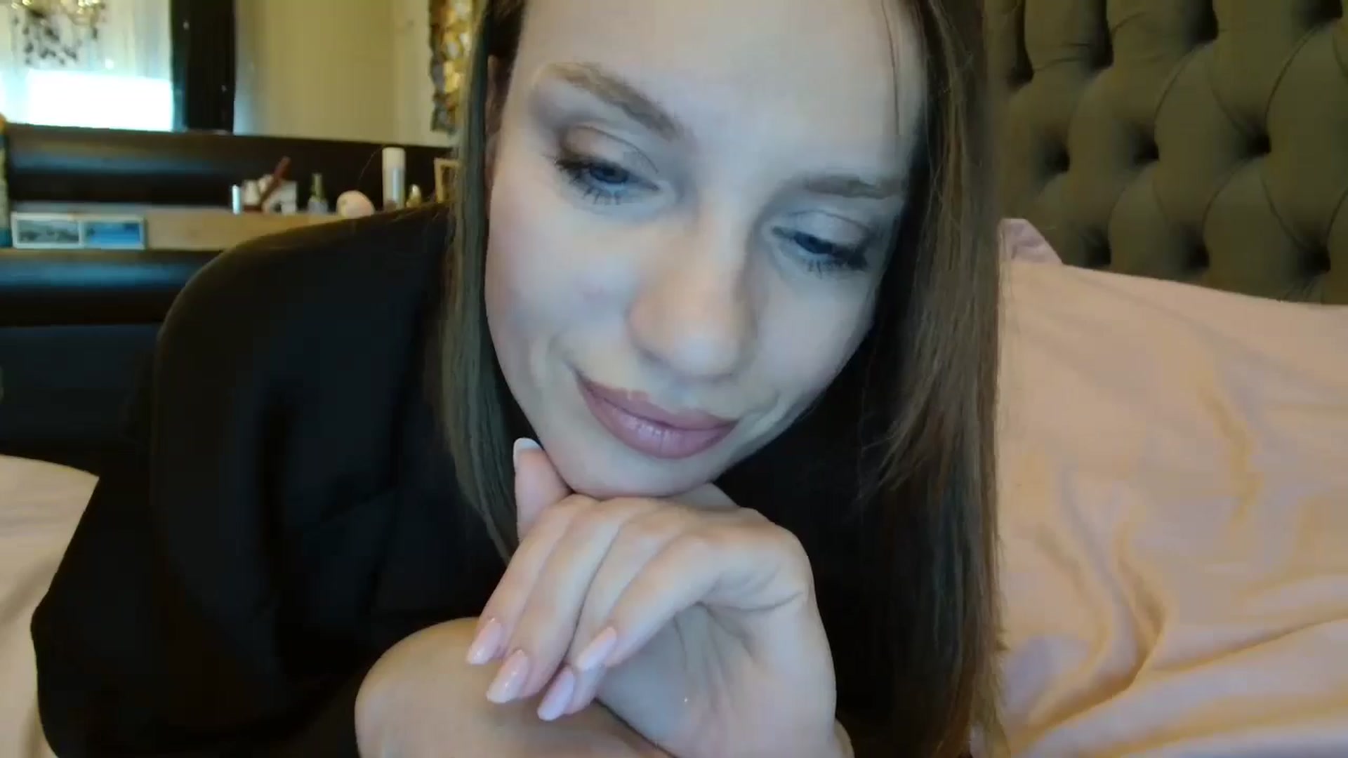 Gallery image thumbnail from ABABAB1's myfreecams stream on, 11/27/2025, 09:49 image 12 of 20