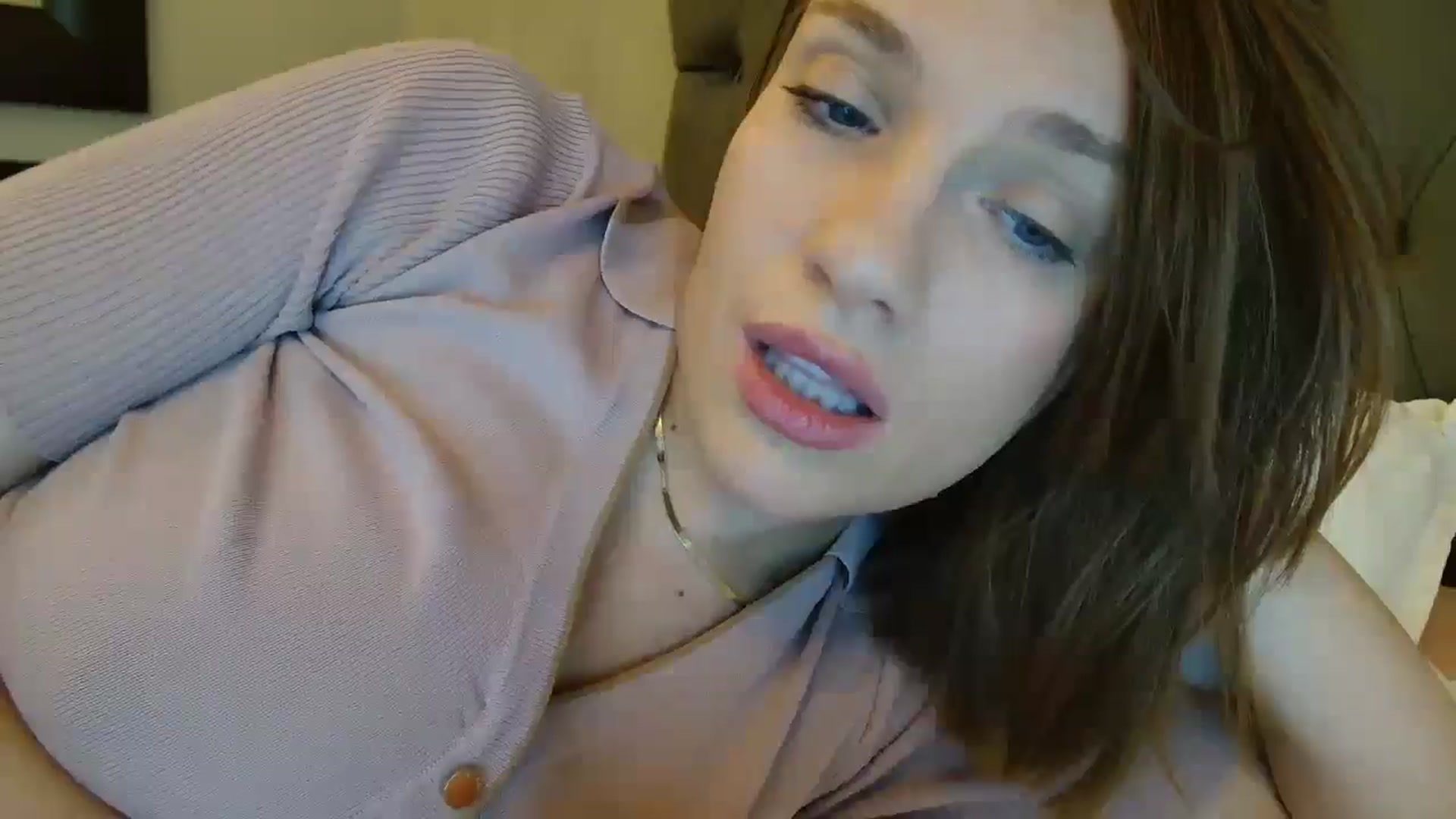 Gallery image thumbnail from ABABAB1's myfreecams stream on, 12/05/2025, 08:36 image 14 of 20