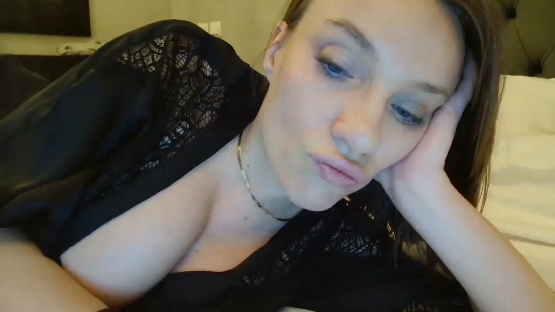 Gallery image thumbnail from ABABAB1's myfreecams stream on, 12/05/2025, 21:15 image 20 of 20