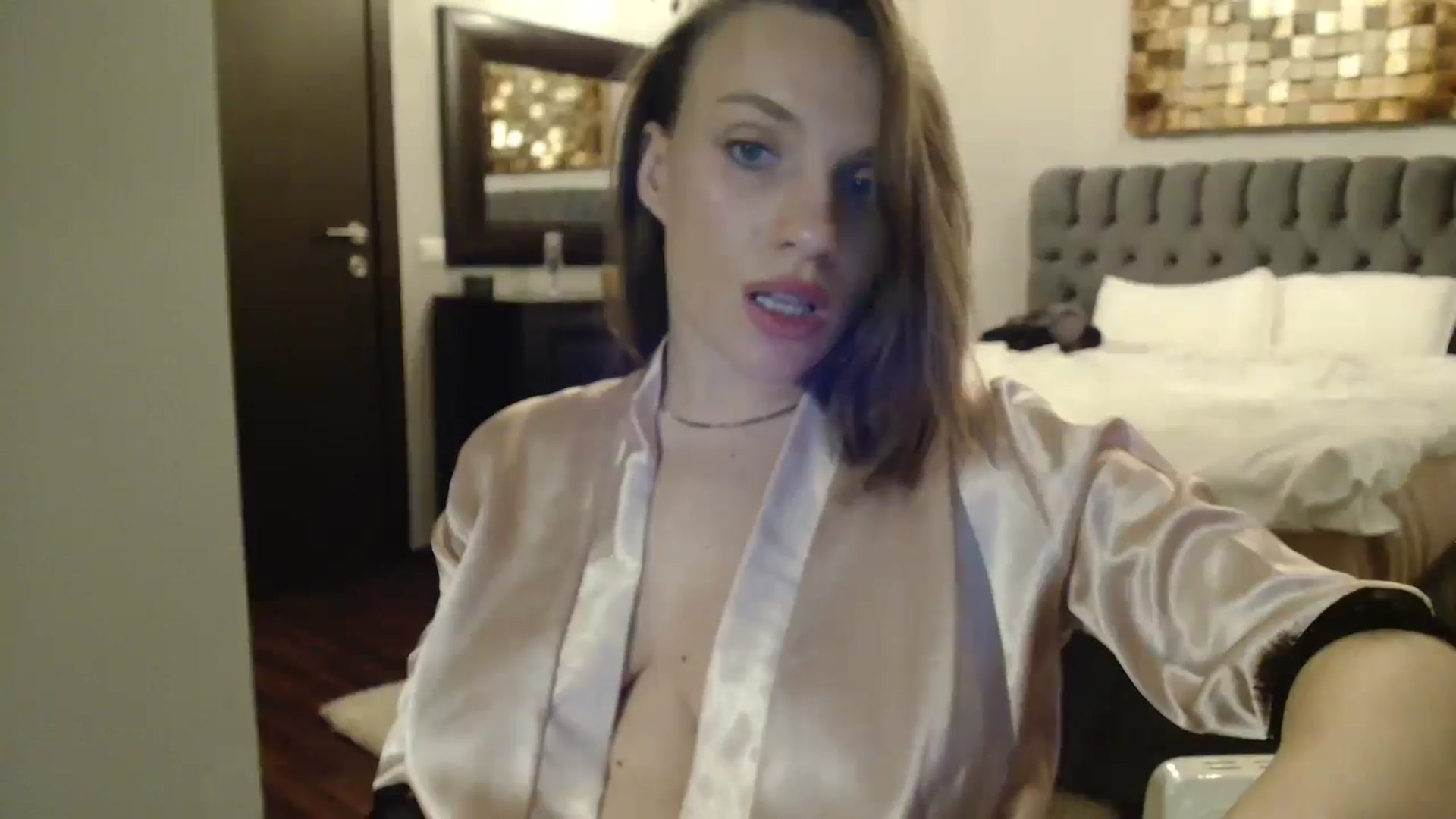 Gallery image thumbnail from ABABAB1's myfreecams stream on, 12/07/2025, 17:16 image 12 of 20