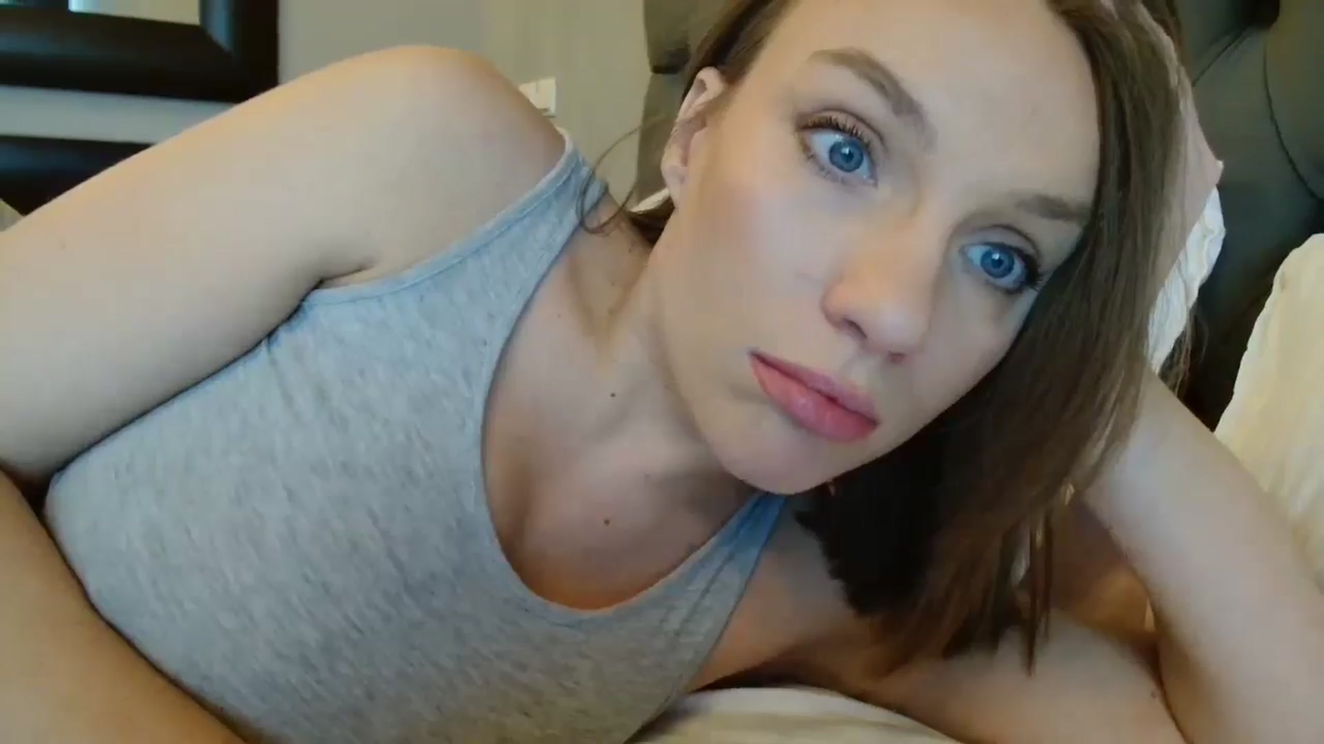 Gallery image thumbnail from ABABAB1's myfreecams stream on, 12/10/2025, 08:49 image 10 of 20