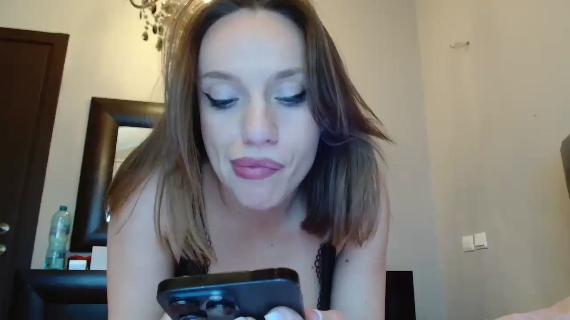 Gallery image thumbnail from ABABAB1's myfreecams stream on, 12/14/2025, 12:27 image 2 of 20