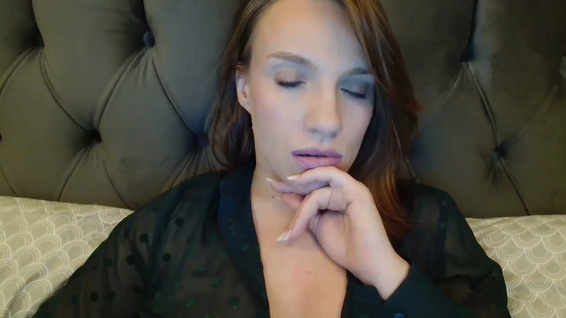 Gallery image thumbnail from ABABAB1's myfreecams stream on, 12/19/2025, 18:34 image 17 of 20