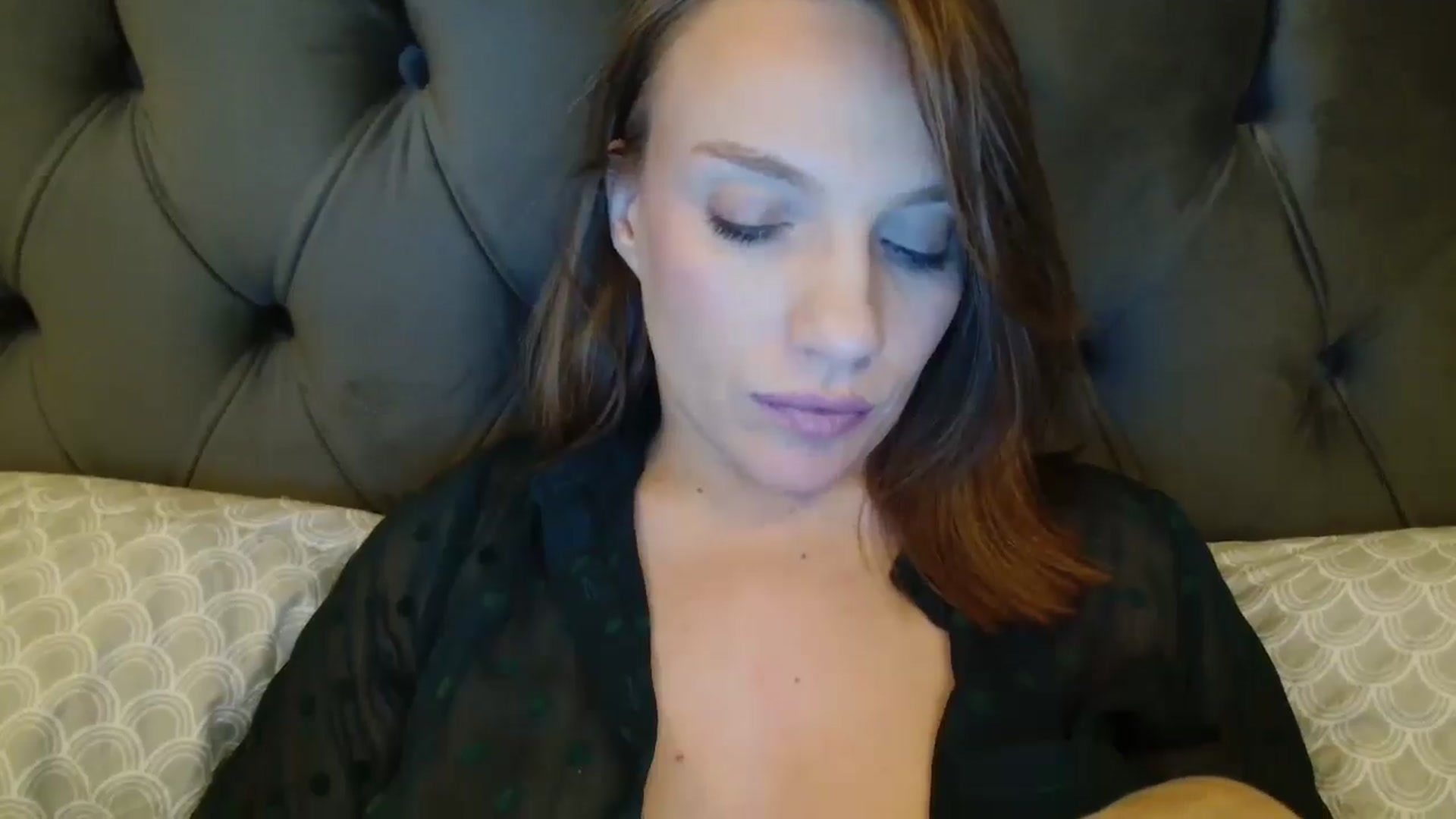 Gallery image thumbnail from ABABAB1's myfreecams stream on, 12/19/2025, 18:34 image 19 of 20