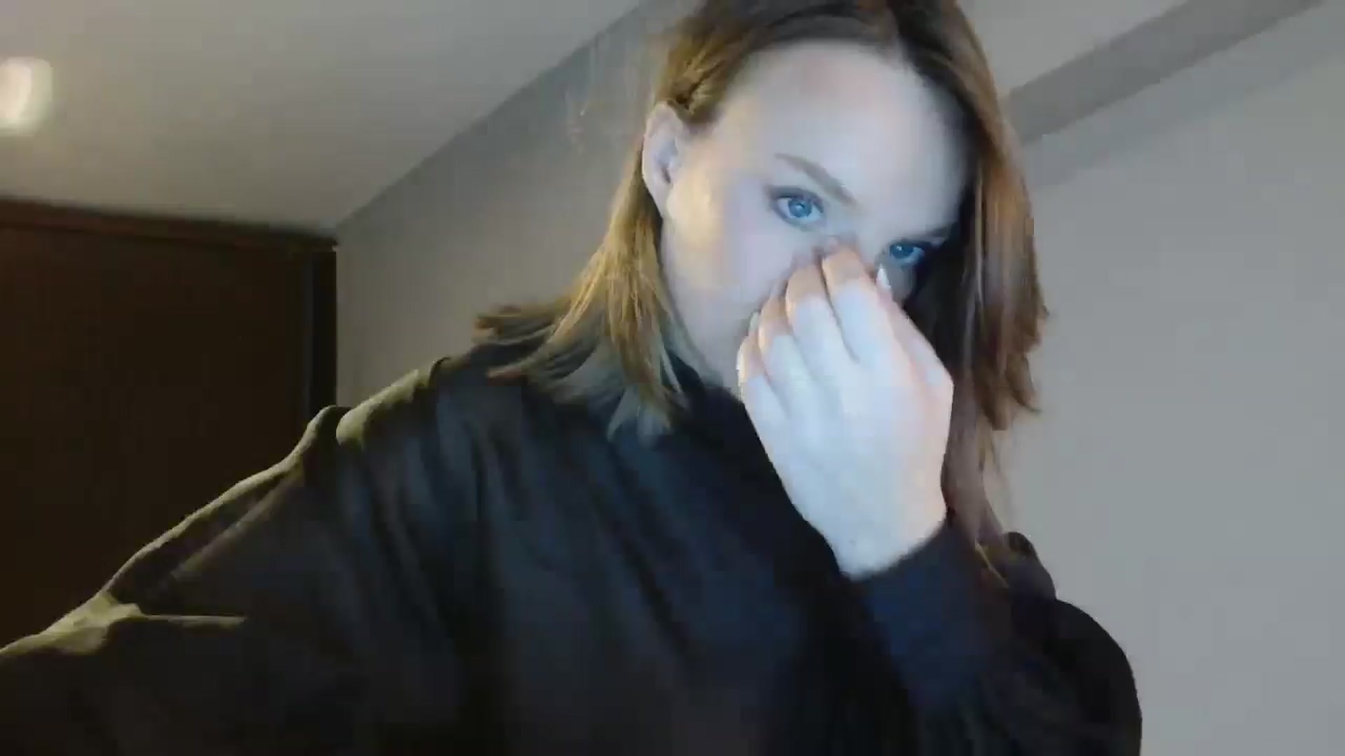 Gallery image thumbnail from ABABAB1's myfreecams stream on, 12/20/2025, 09:06 image 5 of 20