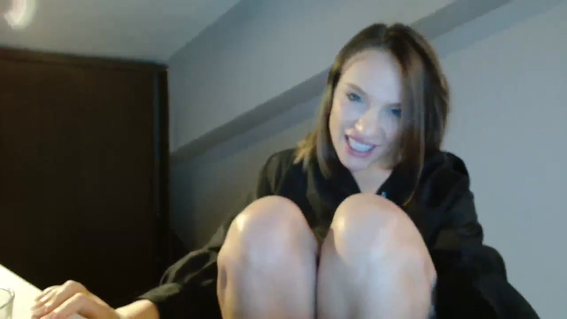 Gallery image thumbnail from ABABAB1's myfreecams stream on, 12/20/2025, 09:06 image 20 of 20