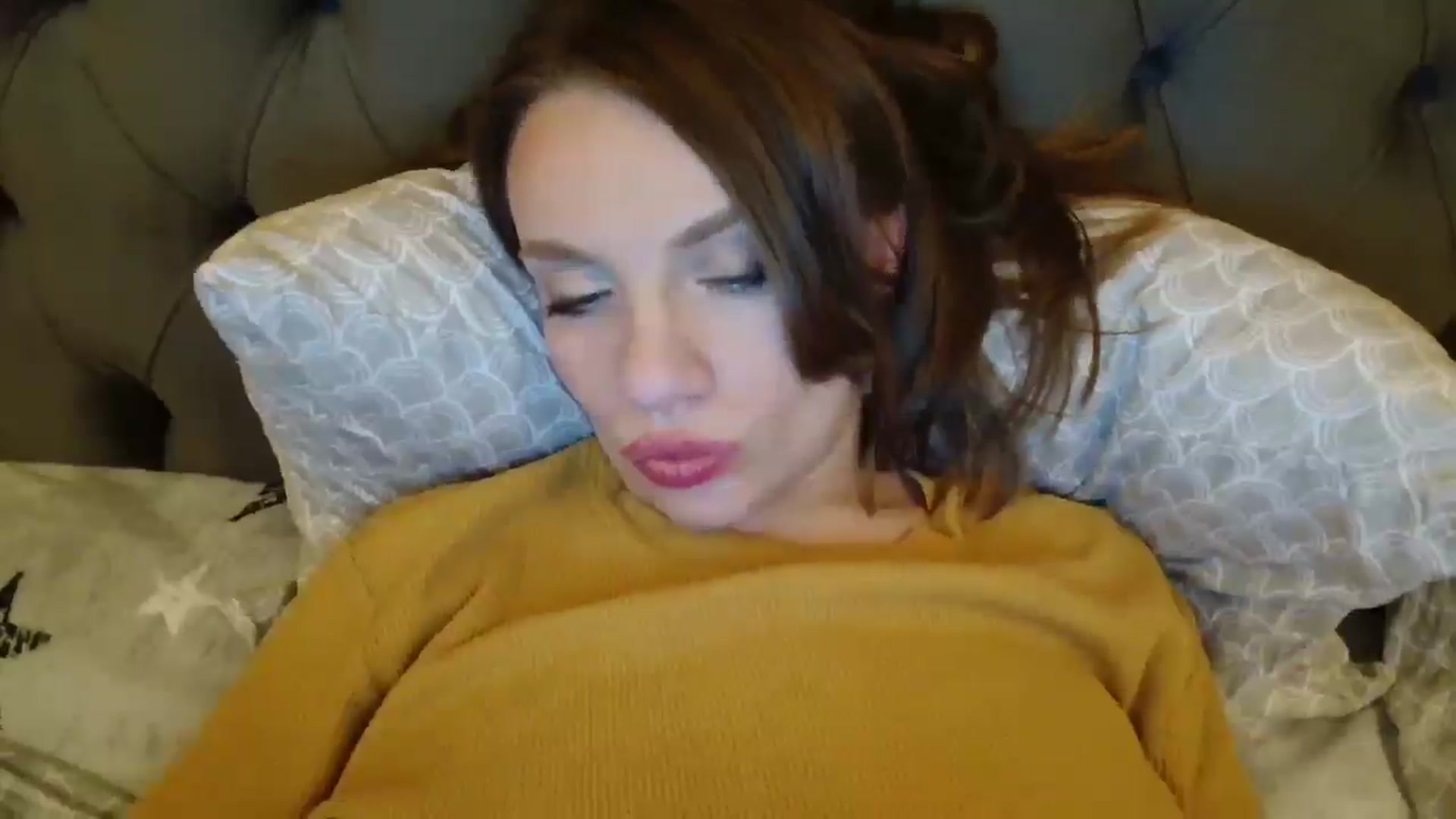 Gallery image thumbnail from ABABAB1's myfreecams stream on, 12/20/2025, 18:38 image 16 of 20