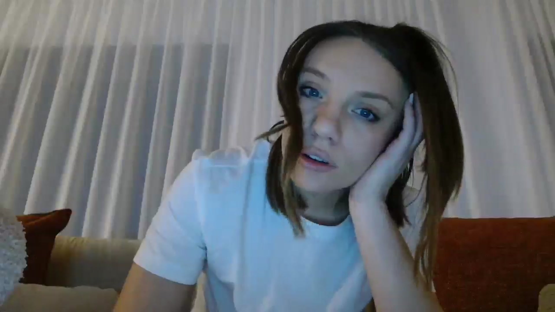 Gallery image thumbnail from ABABAB1's myfreecams stream on, 12/29/2025, 20:28 image 15 of 20