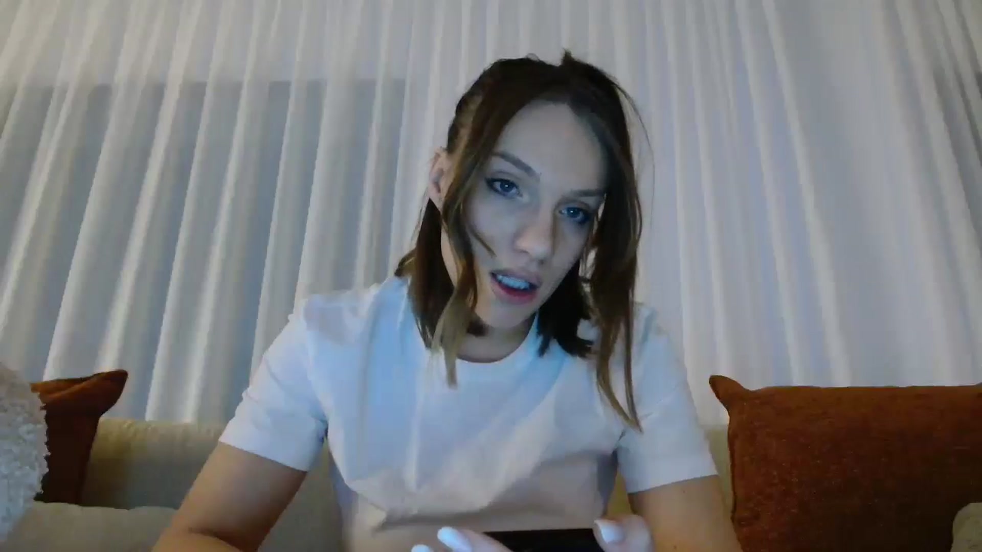 Gallery image thumbnail from ABABAB1's myfreecams stream on, 12/29/2025, 20:28 image 8 of 20