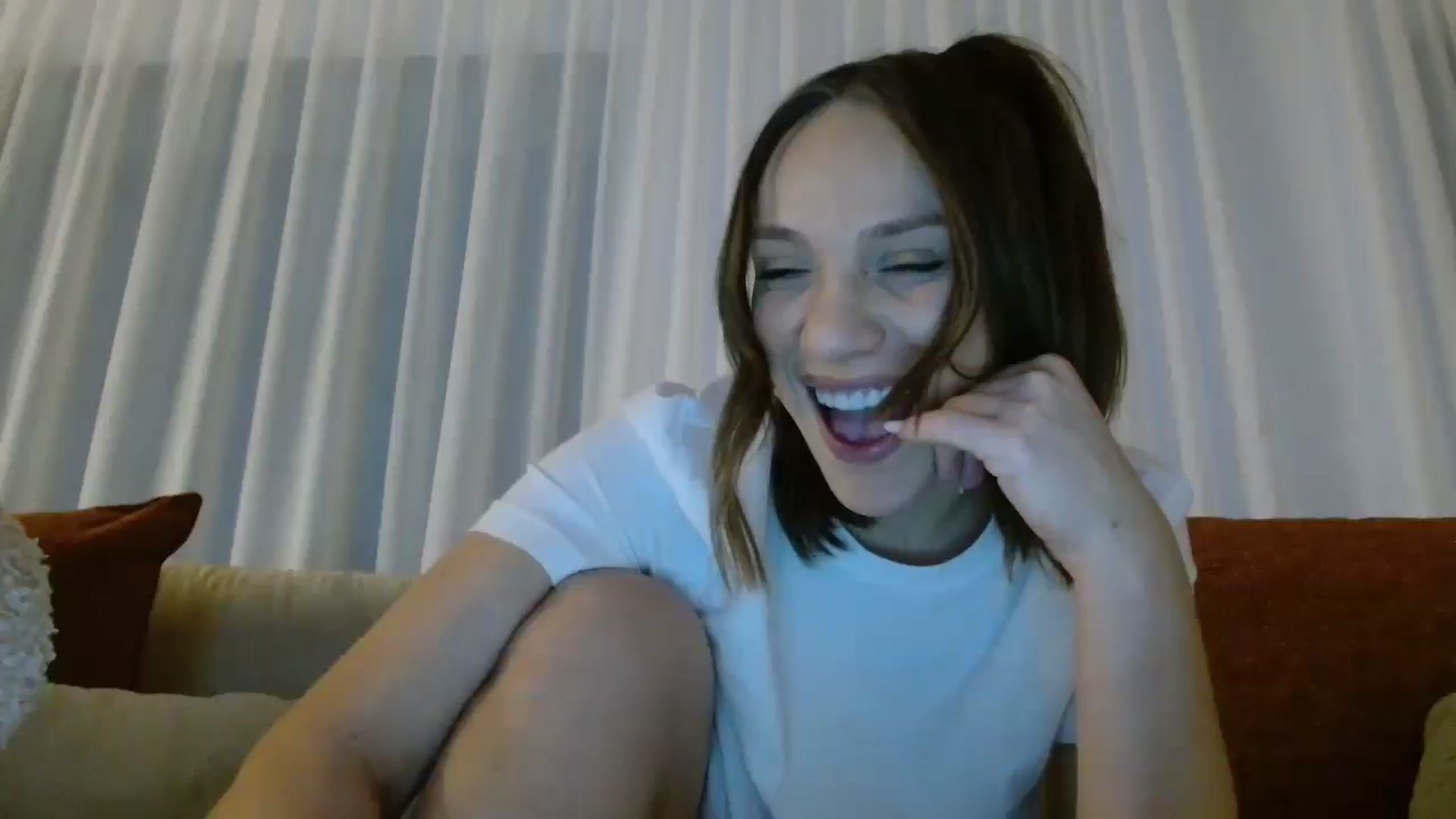 Gallery image thumbnail from ABABAB1's myfreecams stream on, 12/29/2025, 20:28 image 7 of 20