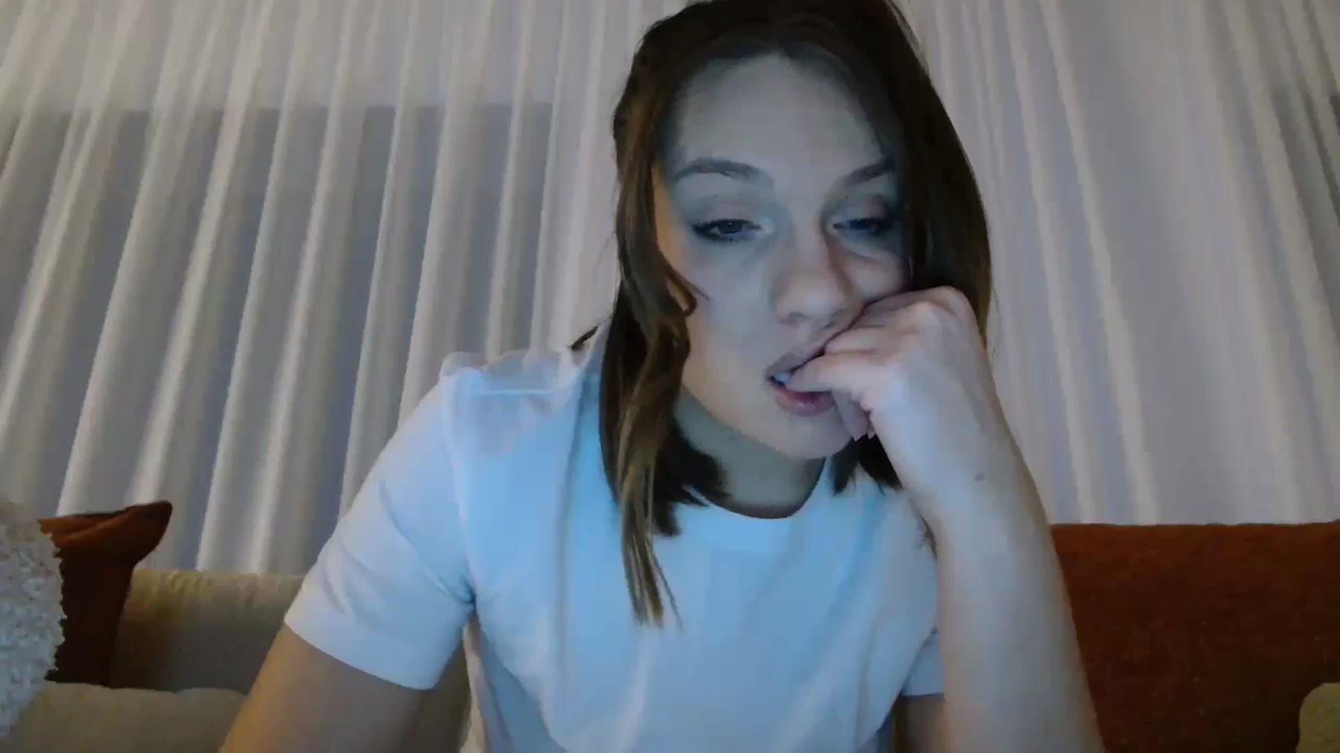 Gallery image thumbnail from ABABAB1's myfreecams stream on, 12/29/2025, 20:28 image 16 of 20