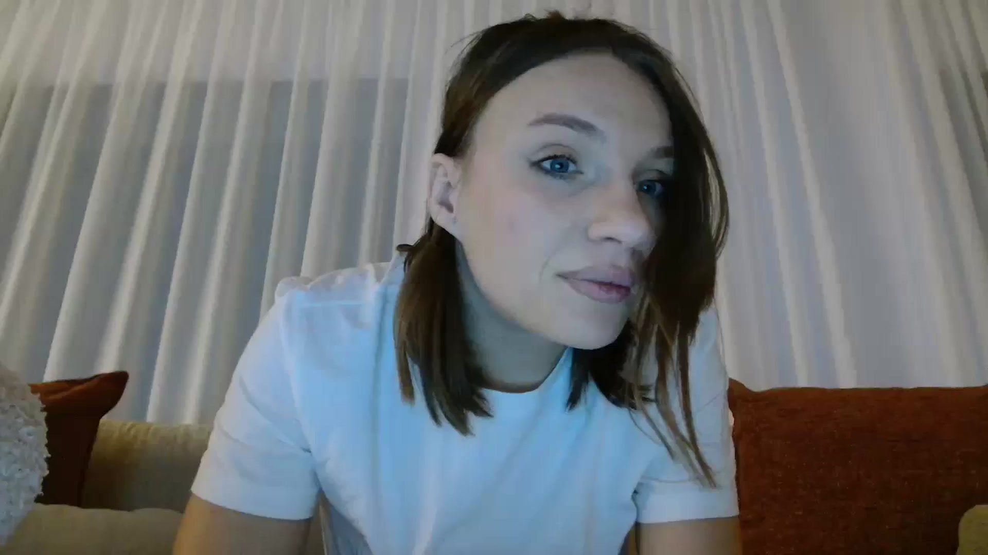 Gallery image thumbnail from ABABAB1's myfreecams stream on, 12/29/2025, 20:28 image 12 of 20